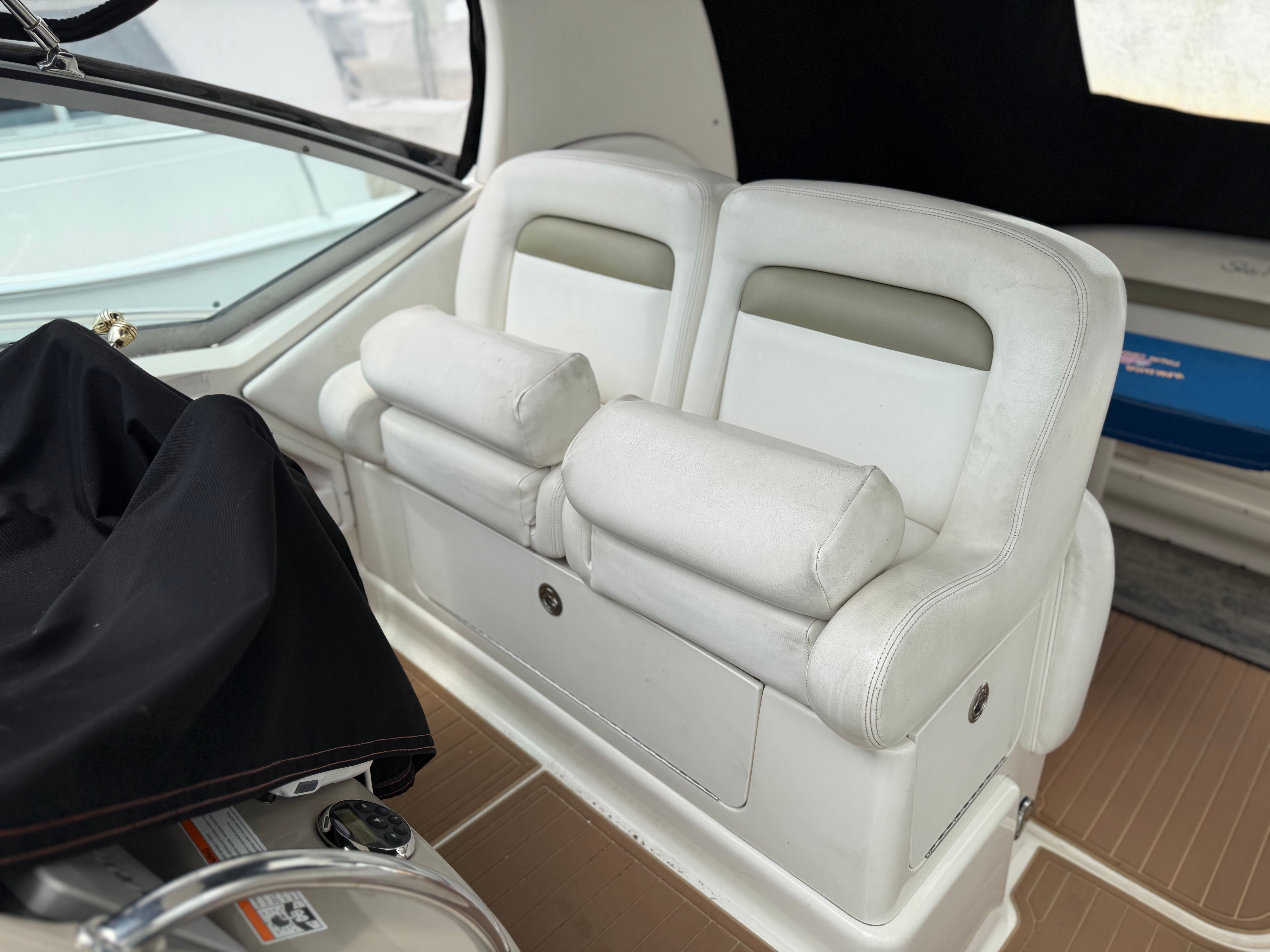 2006 Sea Ray Sundancer 320 - 21