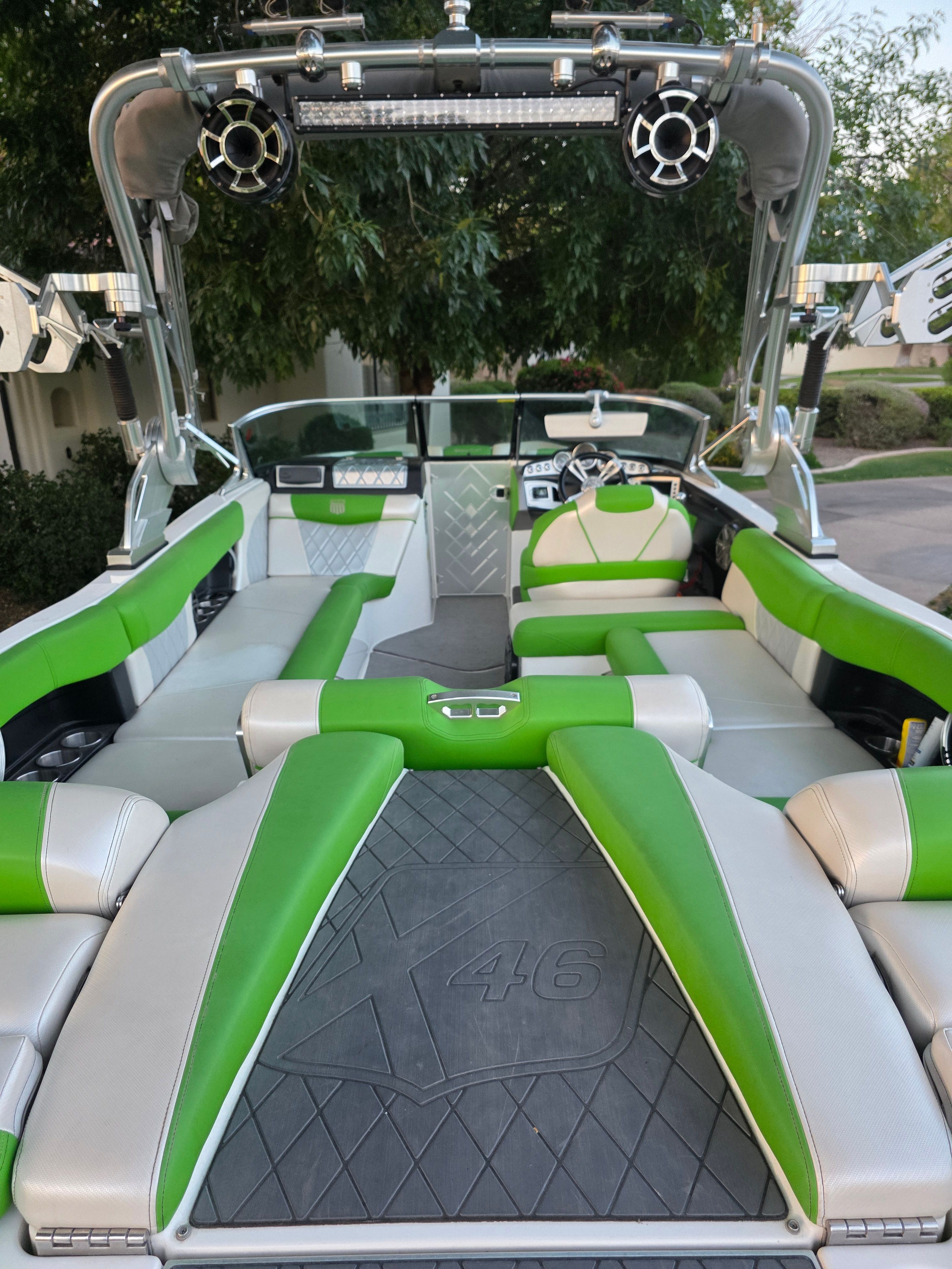 2014 MasterCraft X46 - 9