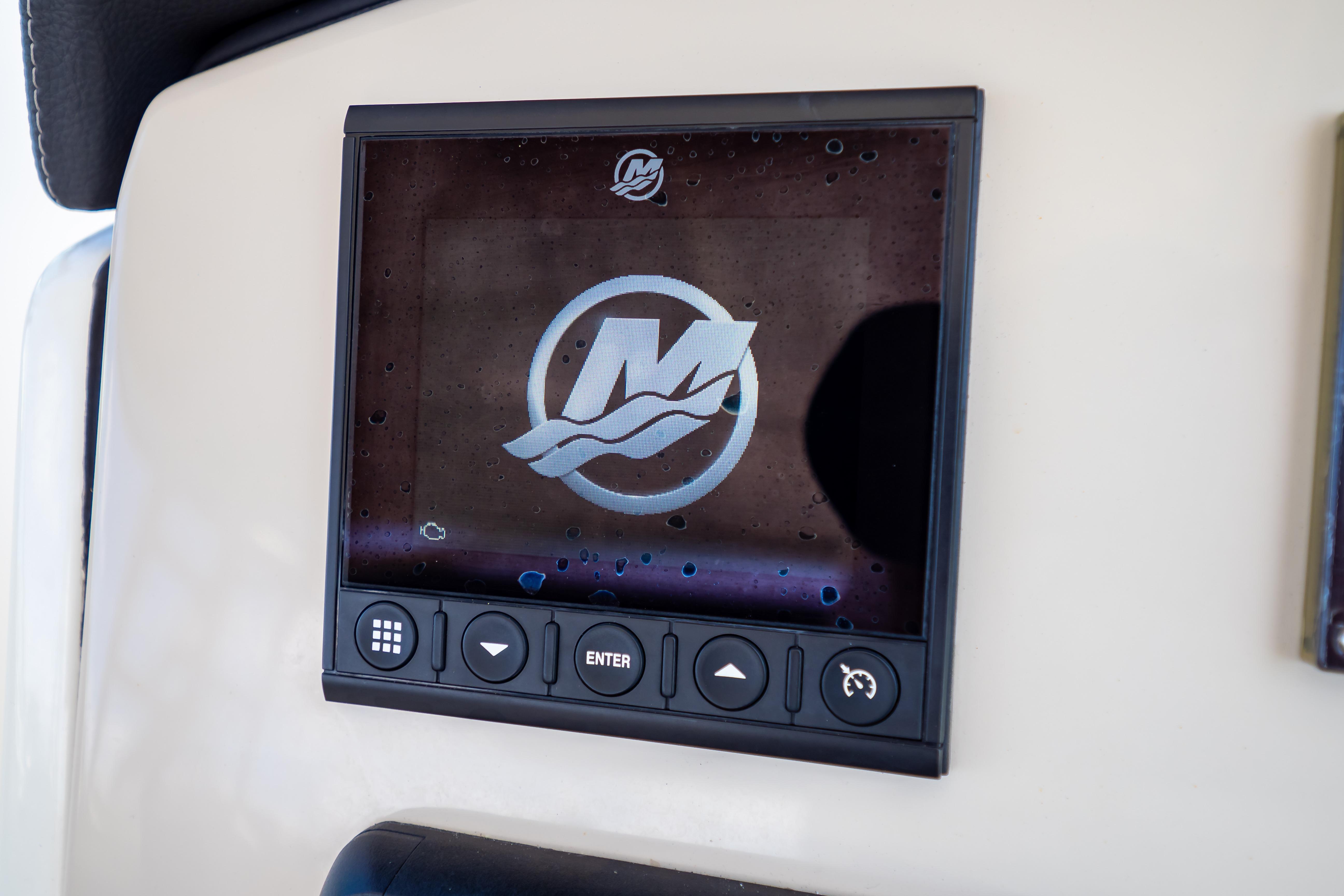 Display screen on 2019 Boston Whaler 270 Vantage boat dashboard.