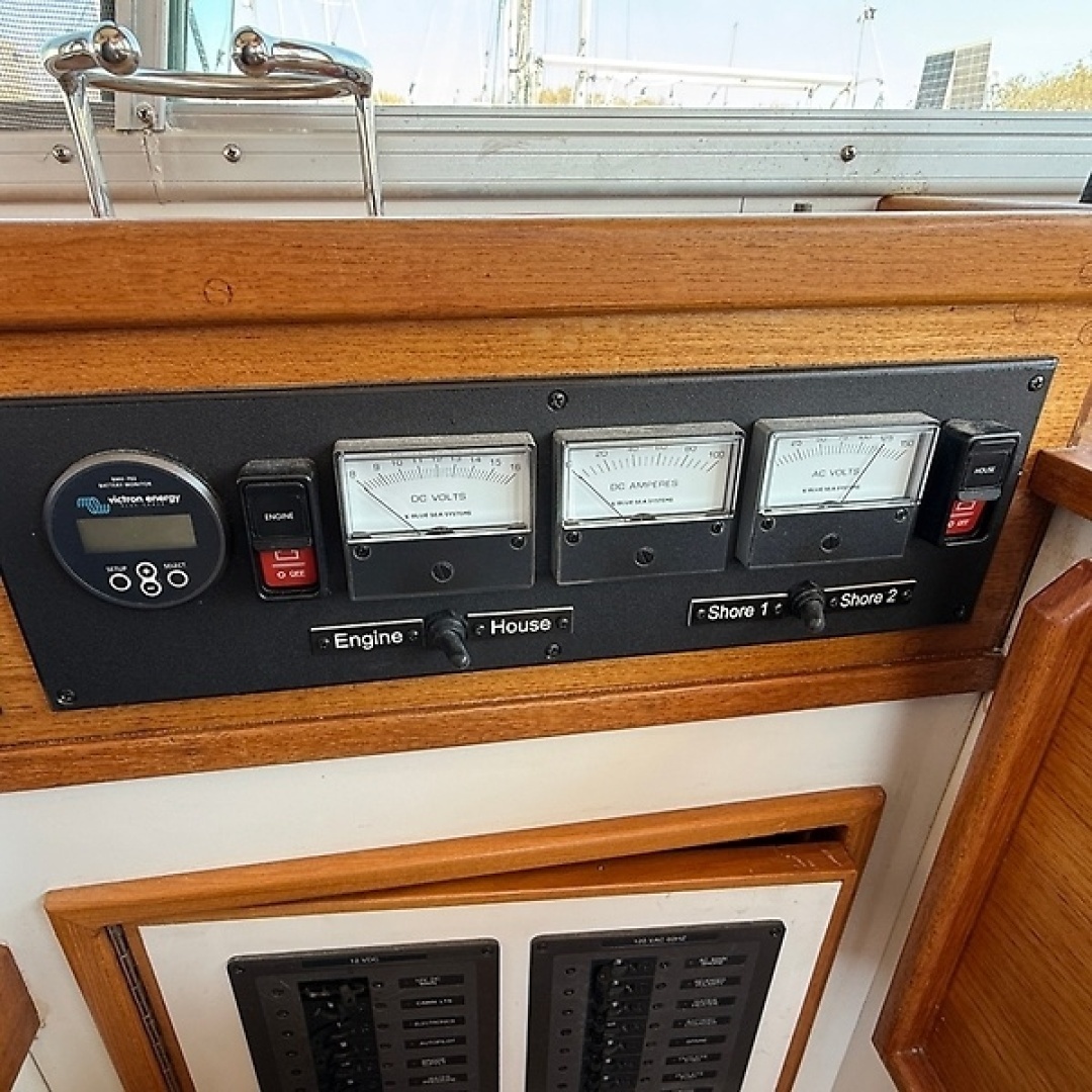 1993 Shannon Custom Downeast 36 - Image 31