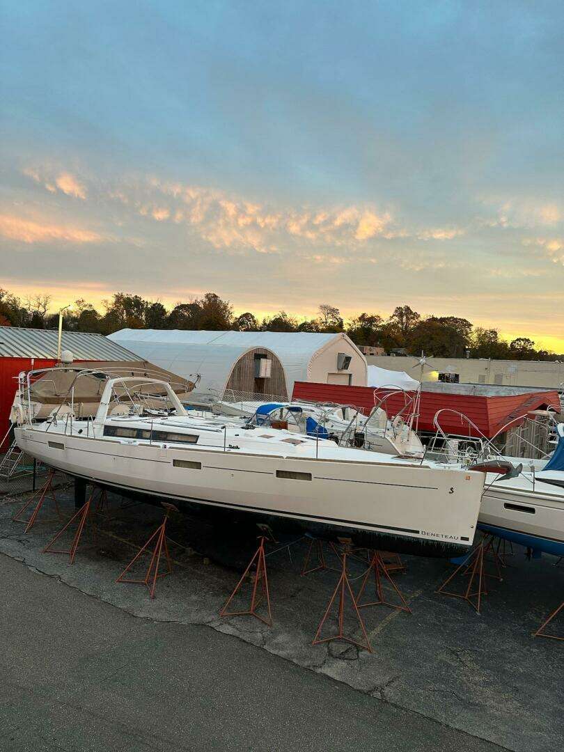 2017 Beneteau Oceanis 45 - Image 18