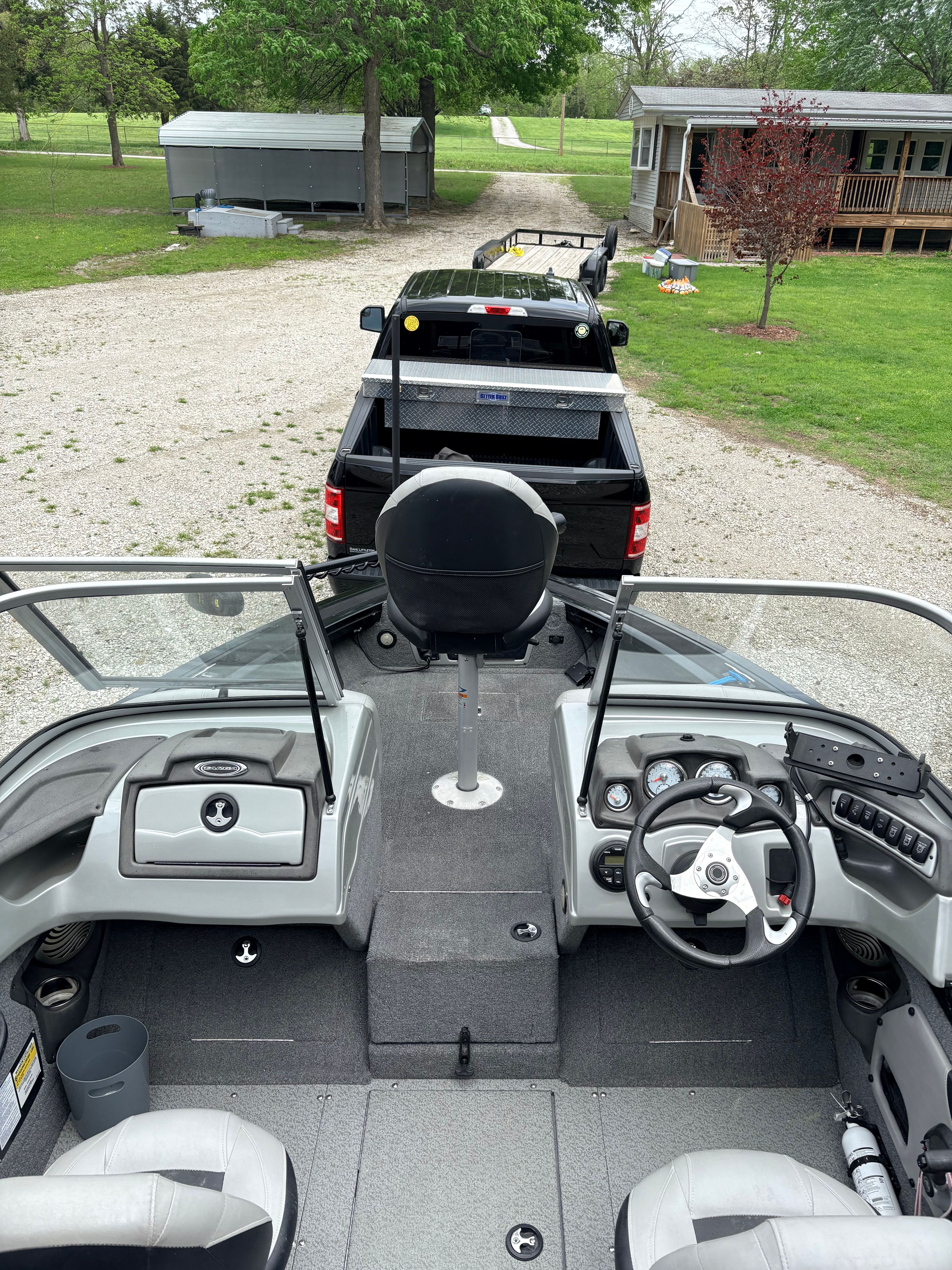 2017 Tracker Targa V-18 Combo - 2
