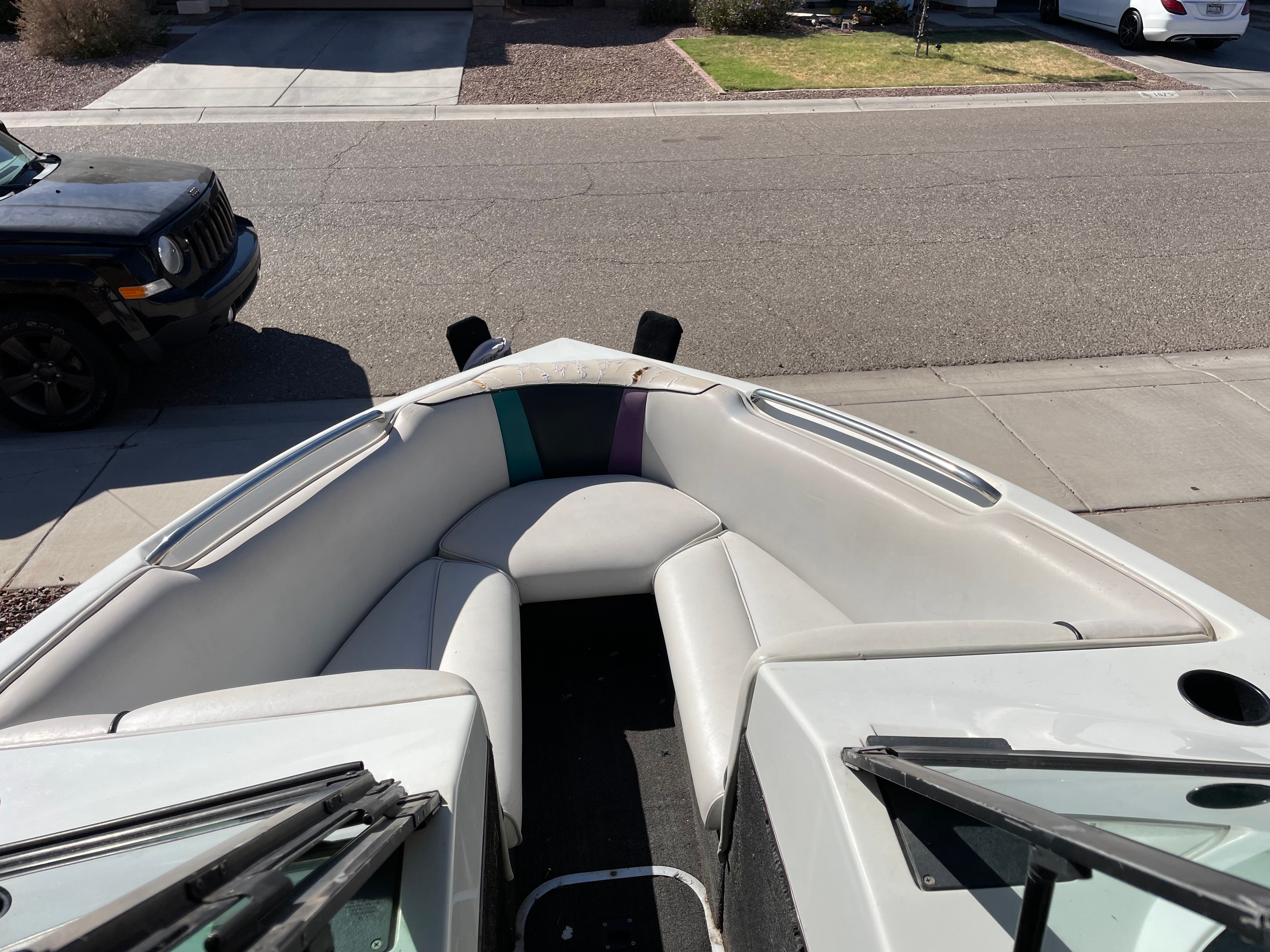 1997 Ski Centurion Bow Rider - 3