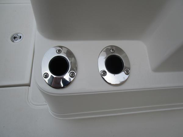 2024 Ranger 2360 Bay boat rod holders and deck detail.