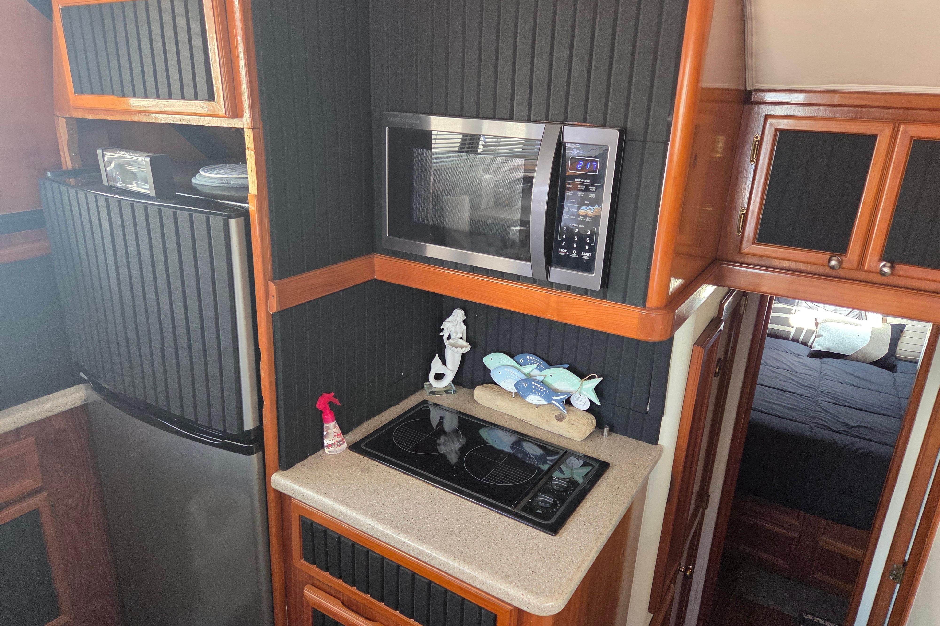 Kitchen area of a 1990 Egg Harbor Golden Egg 42 yacht with modern appliances.