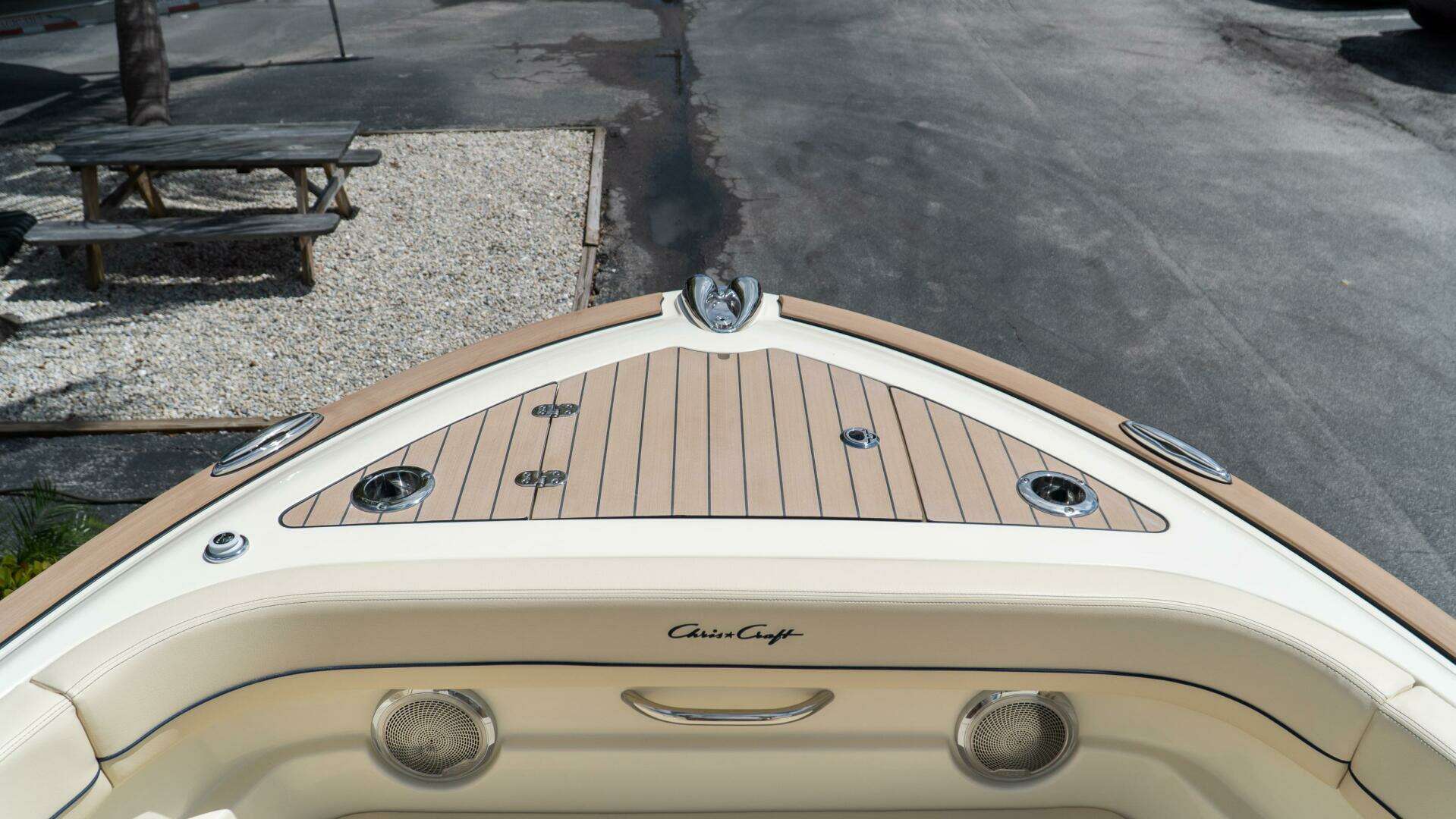 2025 Chris-Craft Calypso - Image 53