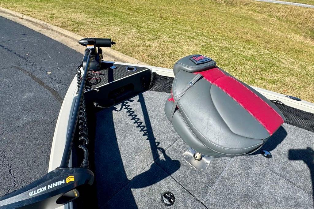 2026 Ranger VS1682SC Angler boat with red and gray seating, featuring Minn Kota trolling motor.
