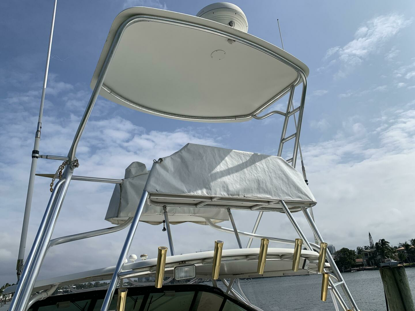 1999 Tiara Yachts 43 Open - Image 12