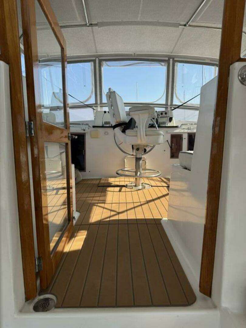 1990 Marine Trader Tradewinds - Image 14