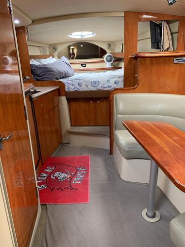 2006 Cruisers Yachts 320 Express - 40
