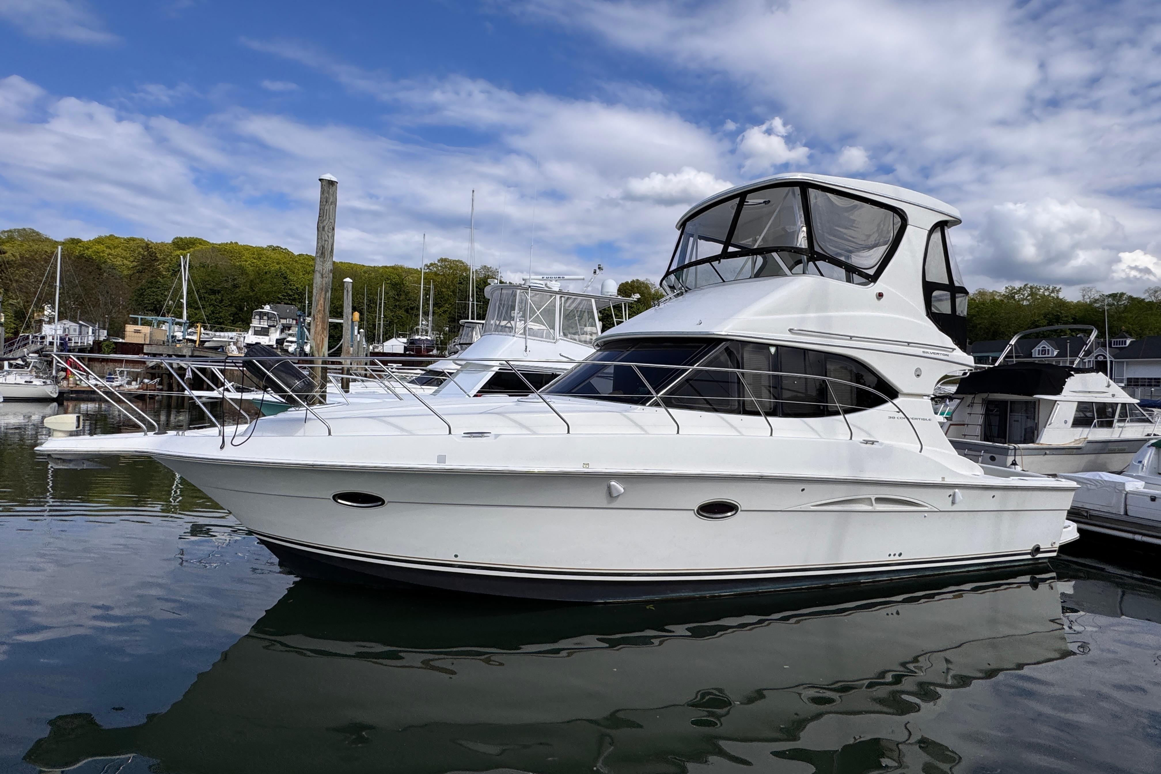 2004 Silverton 38 Convertible