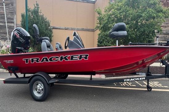 2026 Tracker Pro Team 190