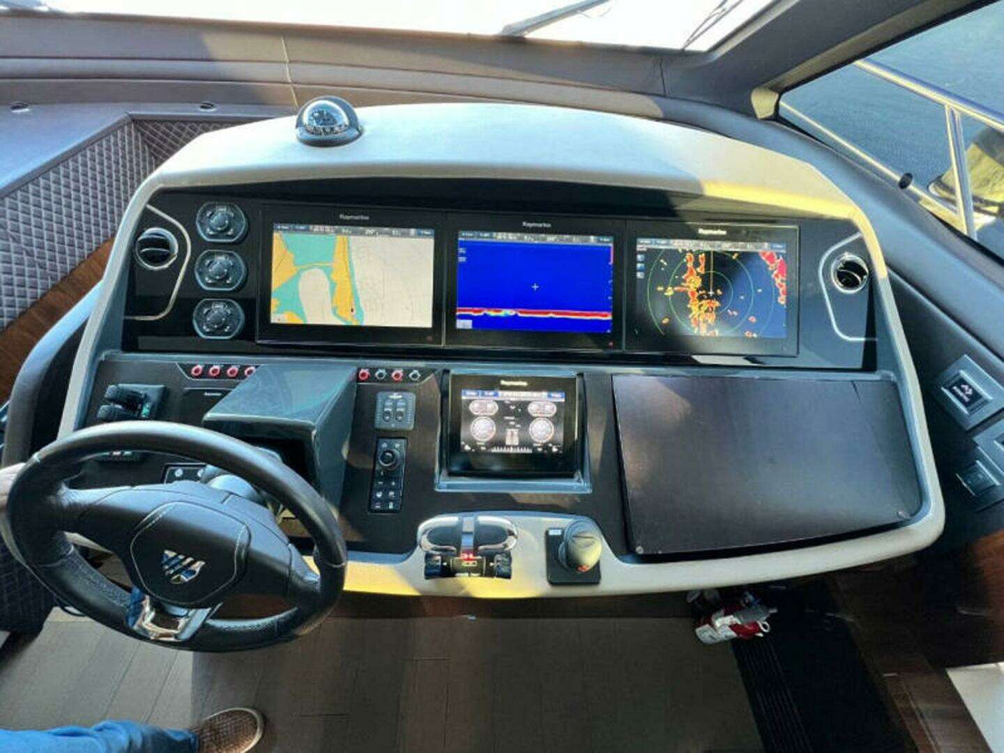 2020 Fairline Squadron - Image 58