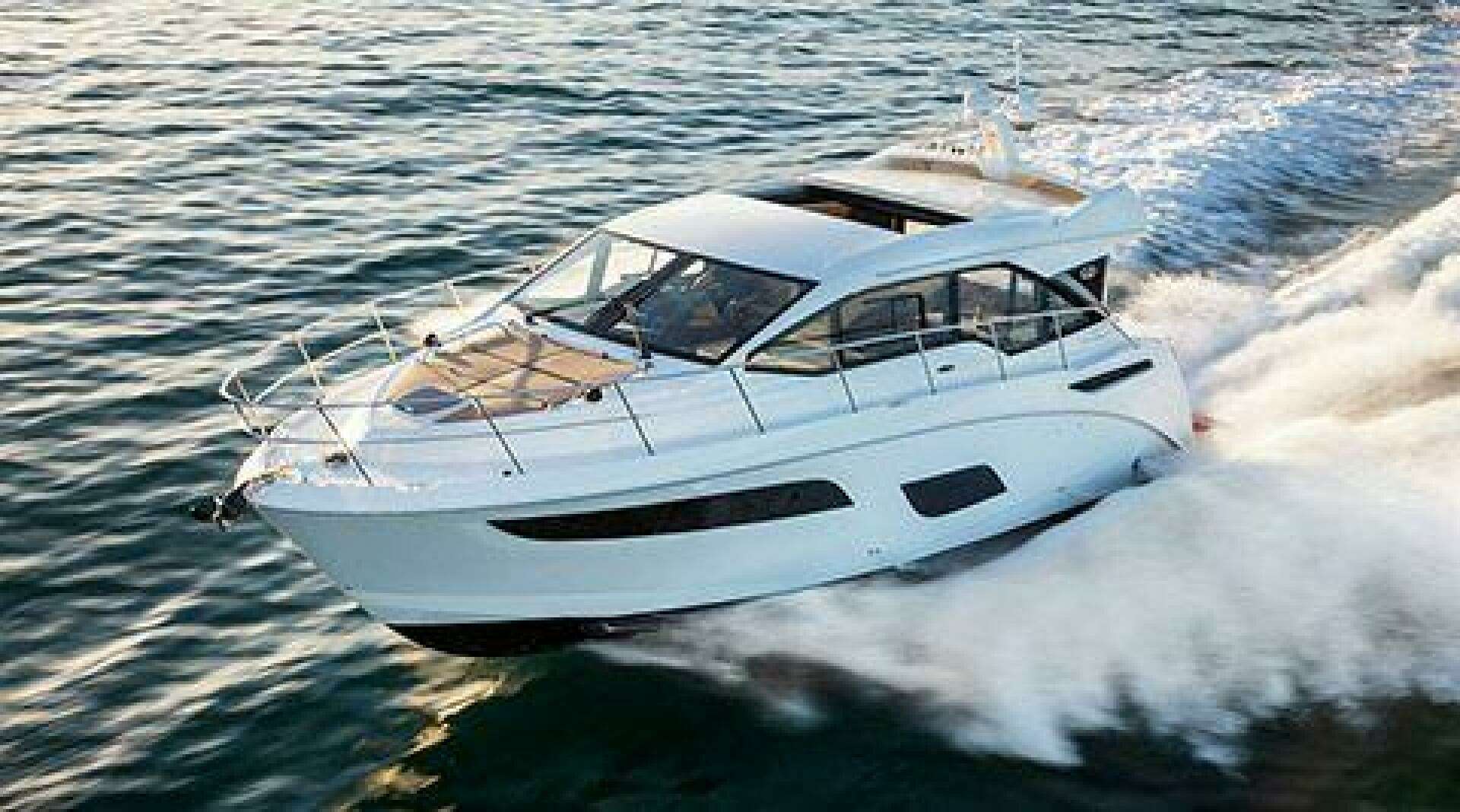 2017 Sea Ray Sundancer 460 - Image 4