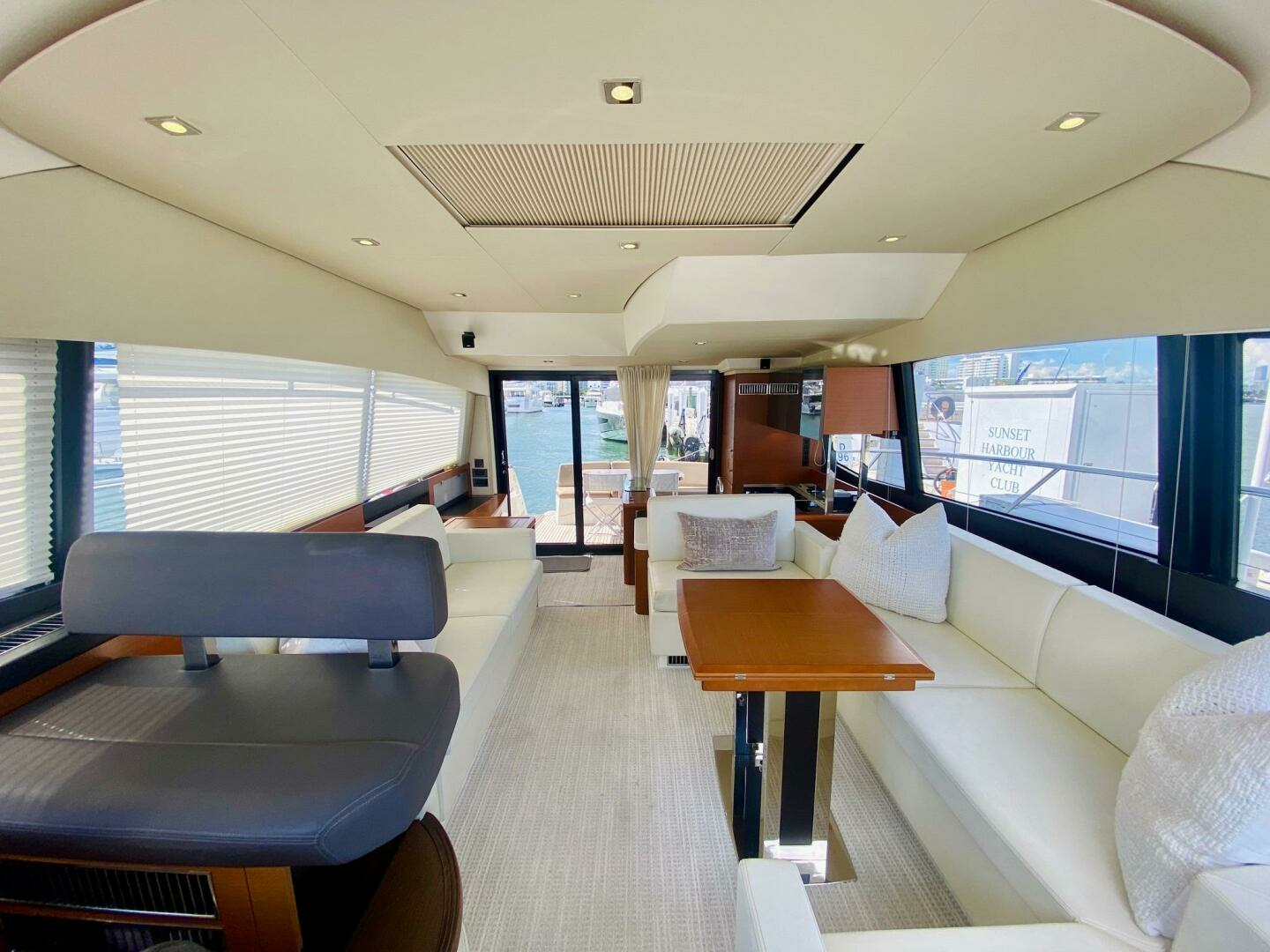 2015 Prestige 500 - Image 65