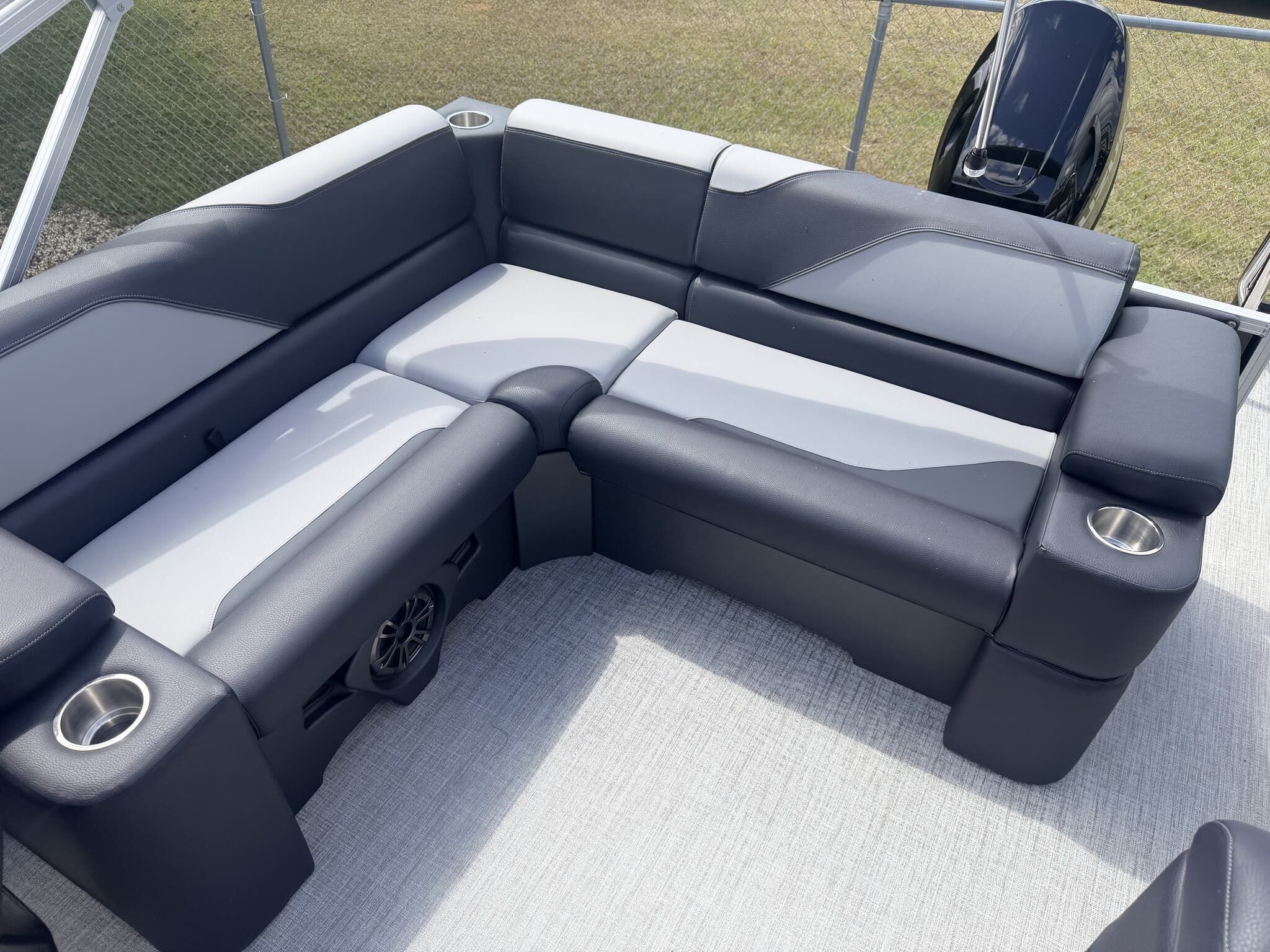 2026 Tahoe Pontoon Boats Sport 85 23 ELITE WINDSHIELD-140HP - 3