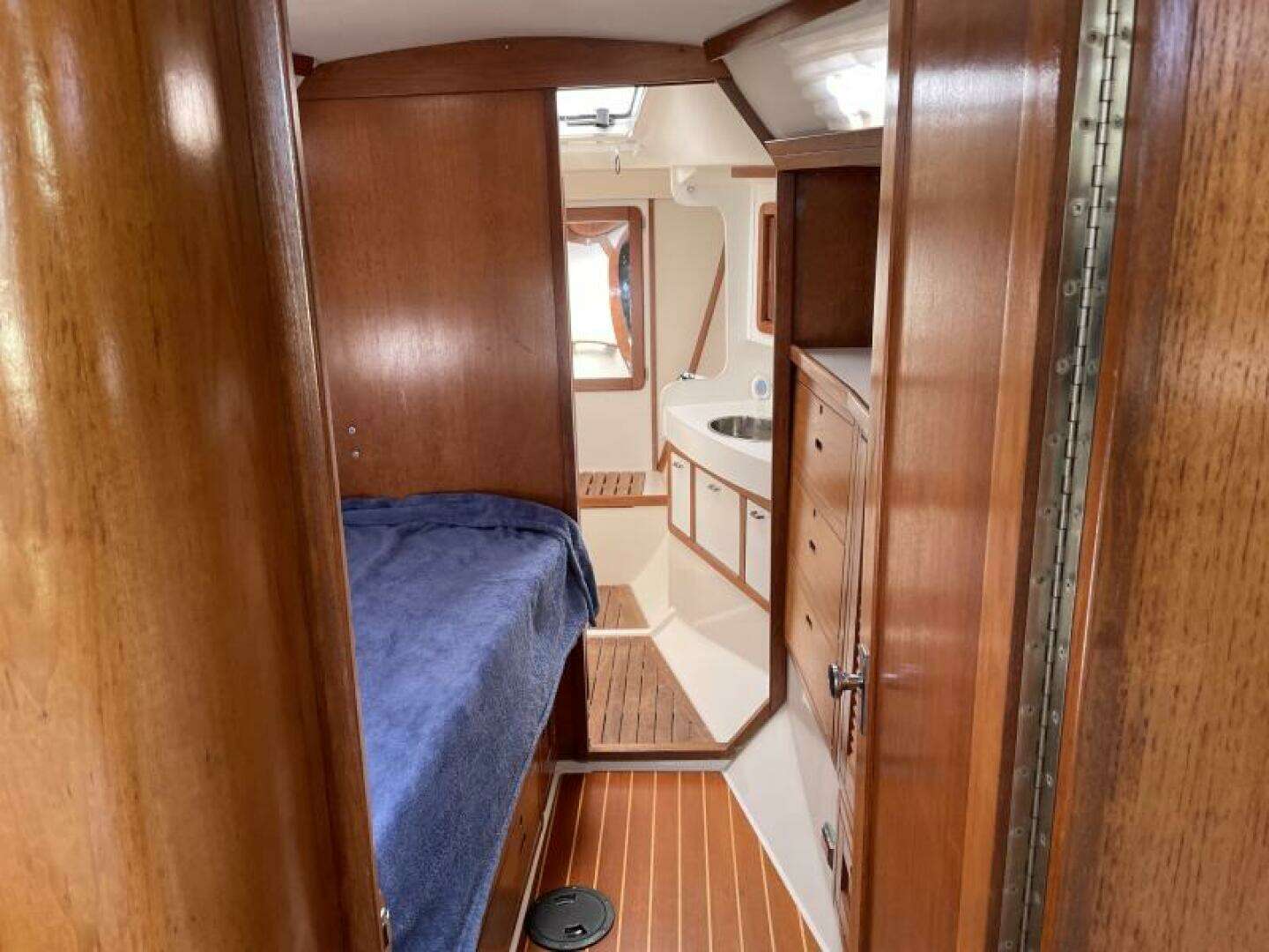 1991 Catalina 42 MKI - Image 31