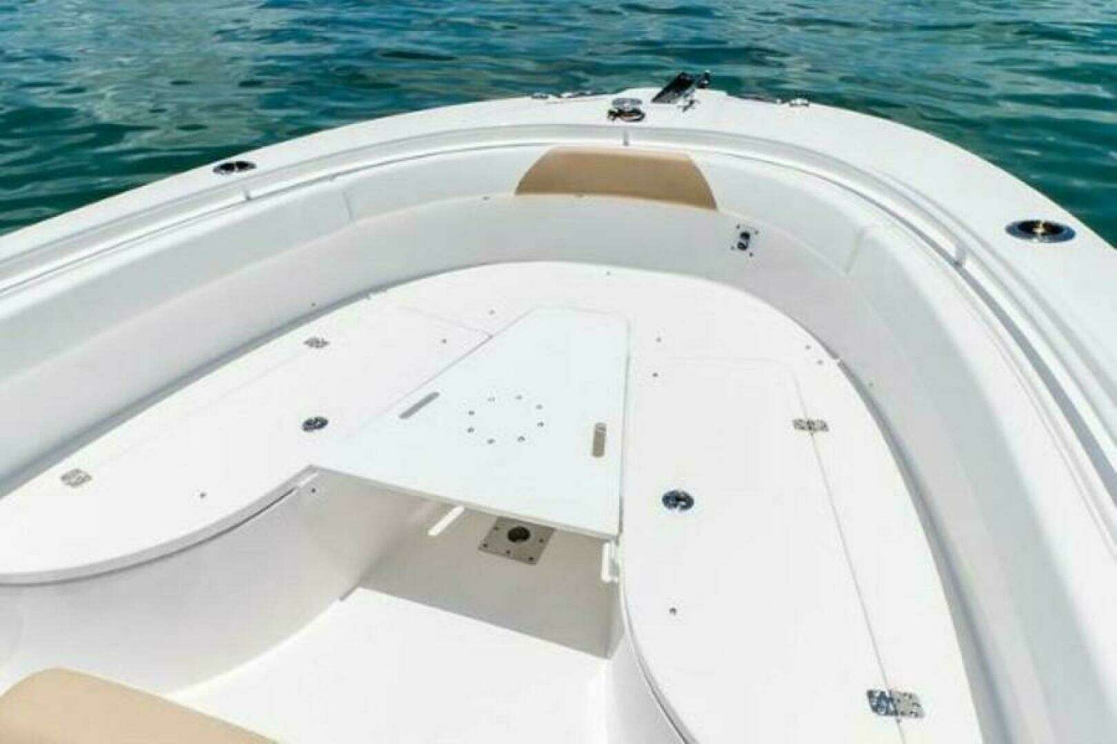 2025 Edgewater 245CC - Image 7