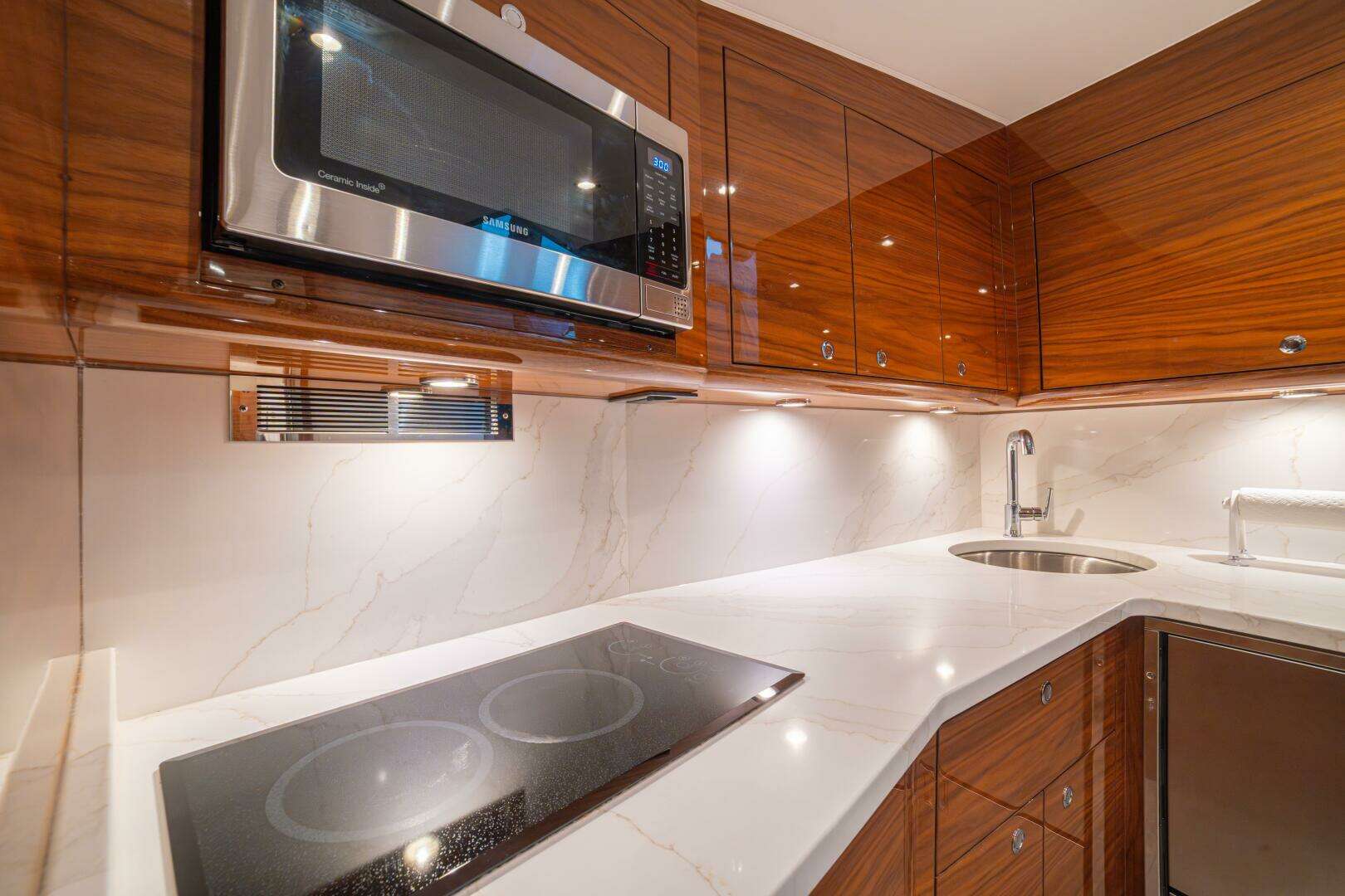 2025 Viking 46 Billfish - Image 48