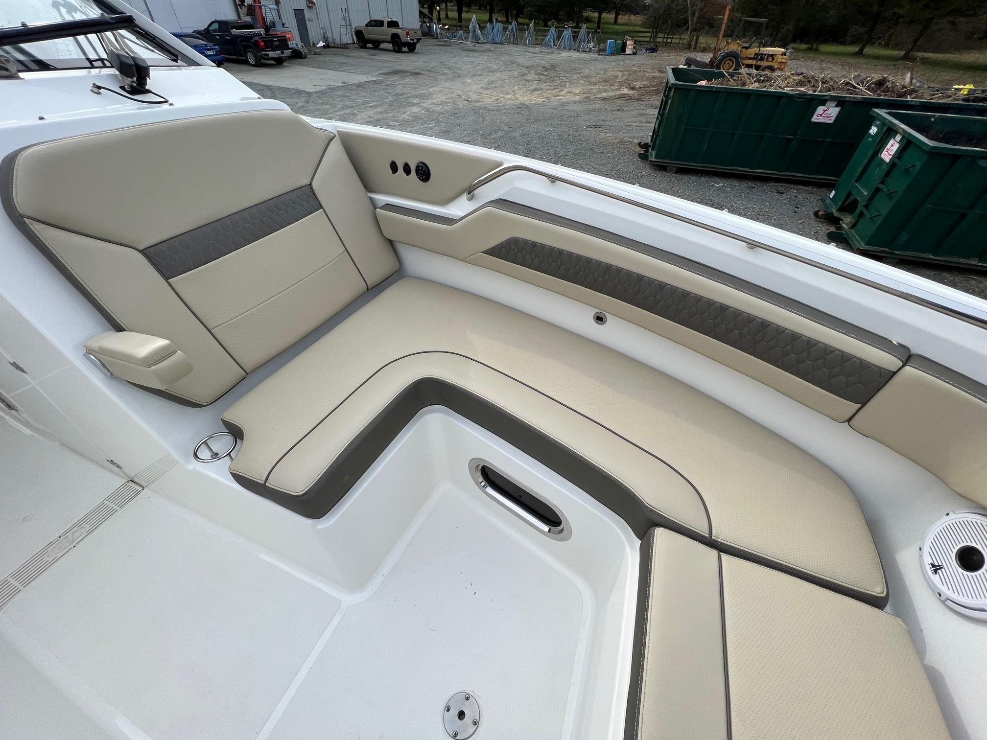 Pursuit DC 365 Dual Console