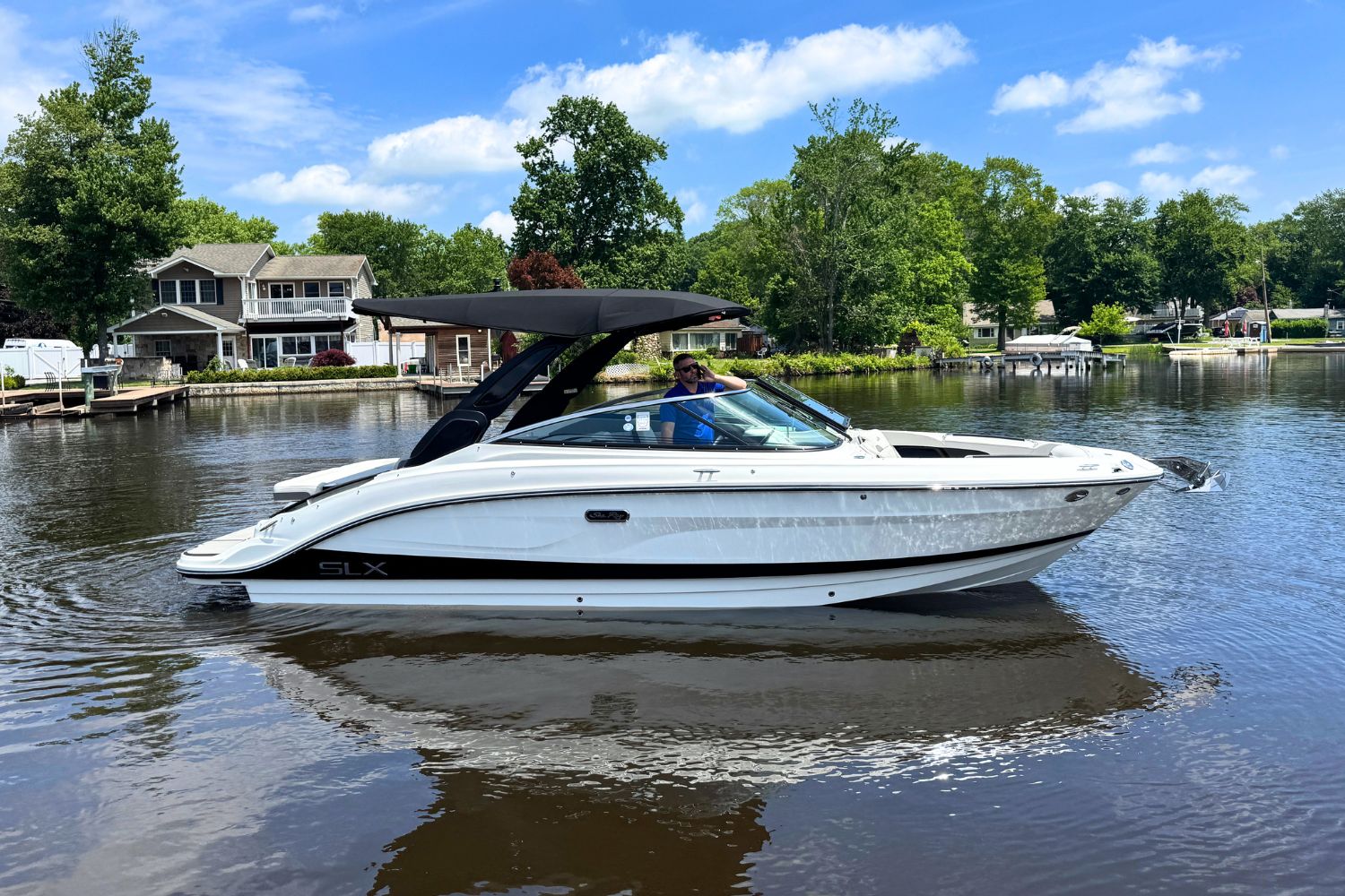2026 Sea Ray SLX 260