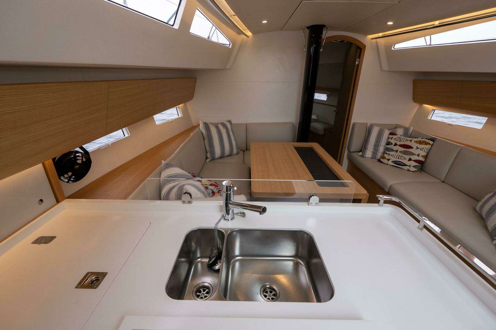 2026 J Boats NEW 2026 - Image 45