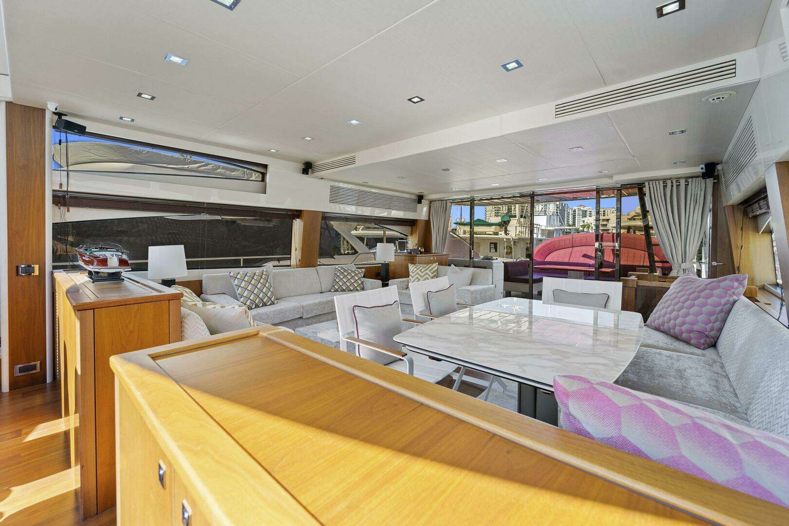 2013 Sunseeker Predator 84 - Image 18
