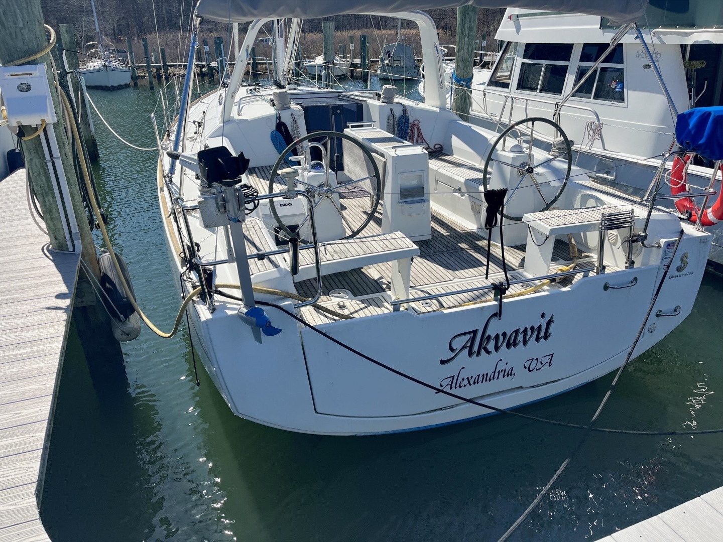 2016 Beneteau 38 - Image 5