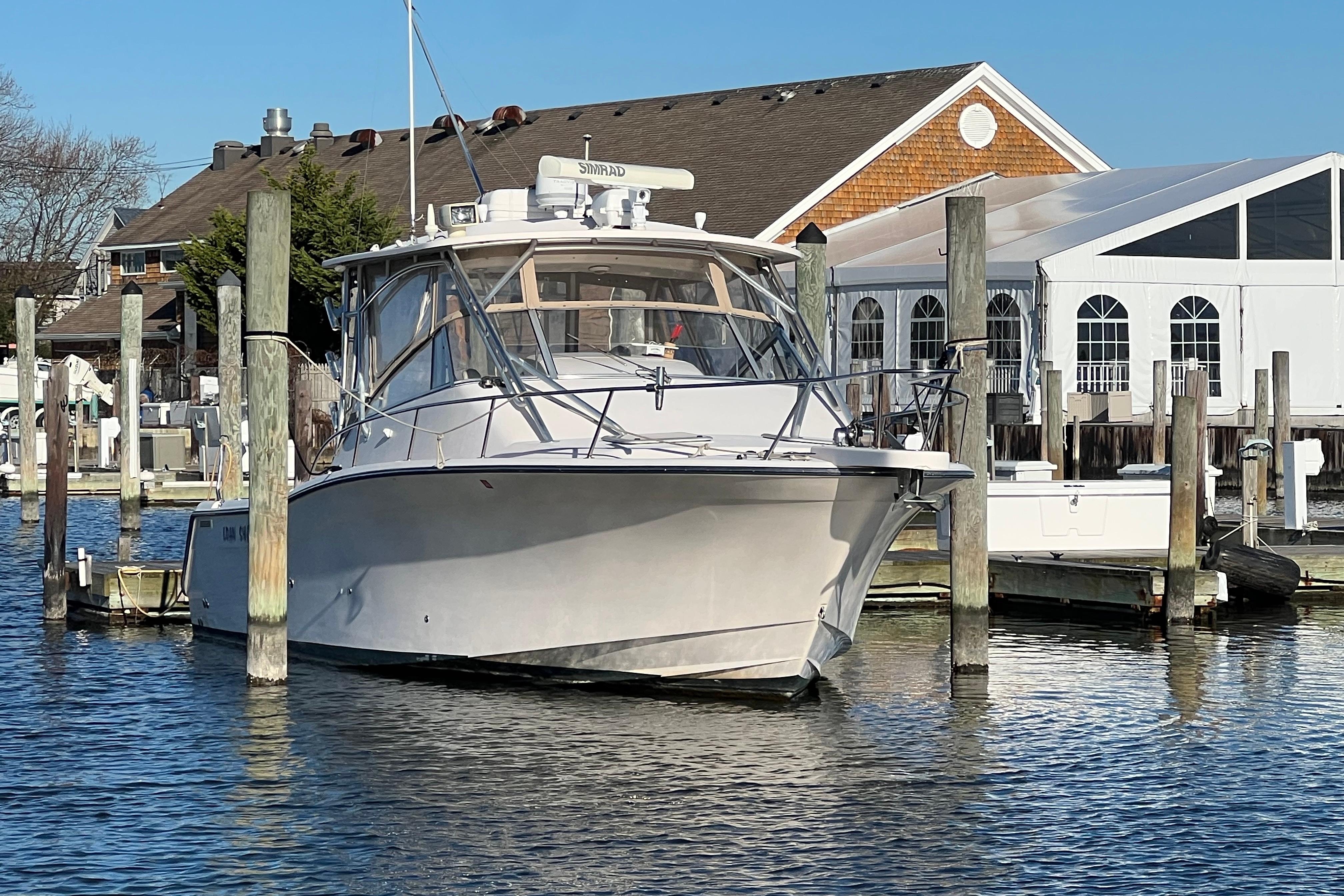2006 Grady-White Express 330