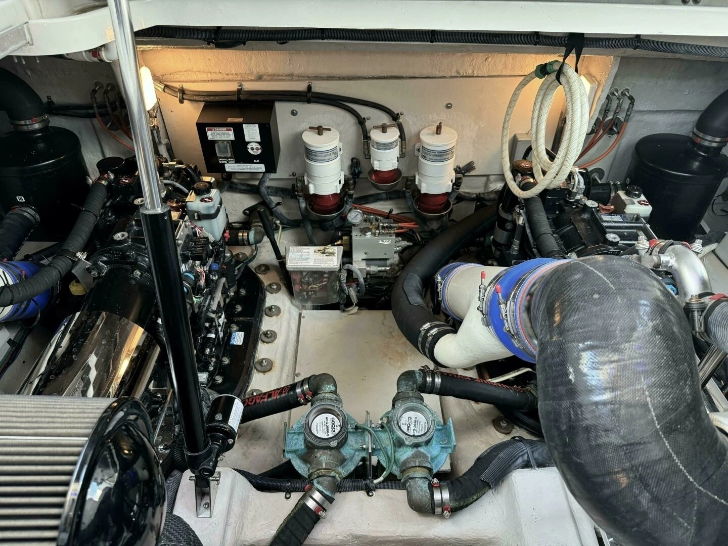 2016 Sea Ray 470 Sundancer - Image 42
