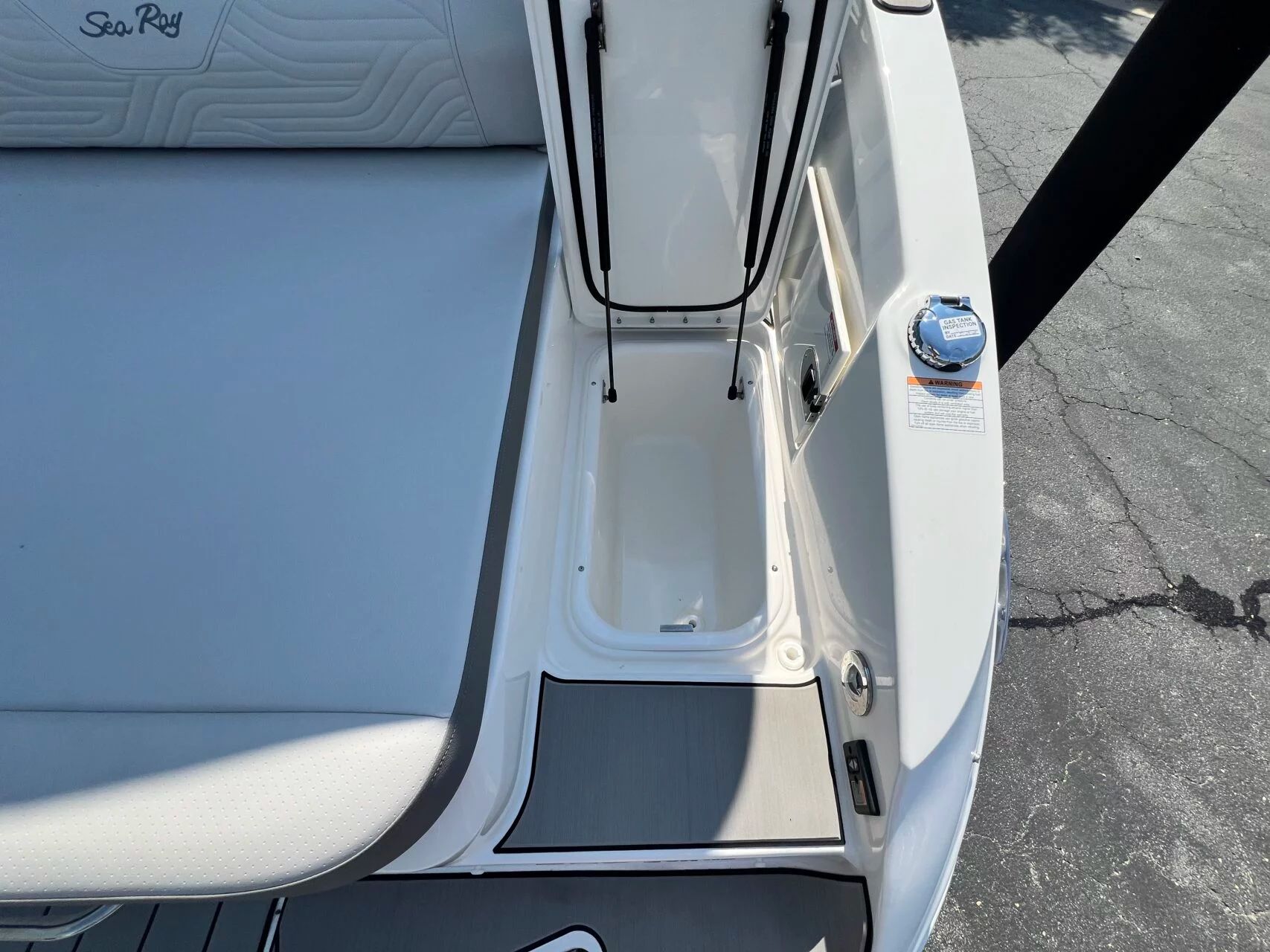 2026 Sea Ray SDX270 SURF - 17