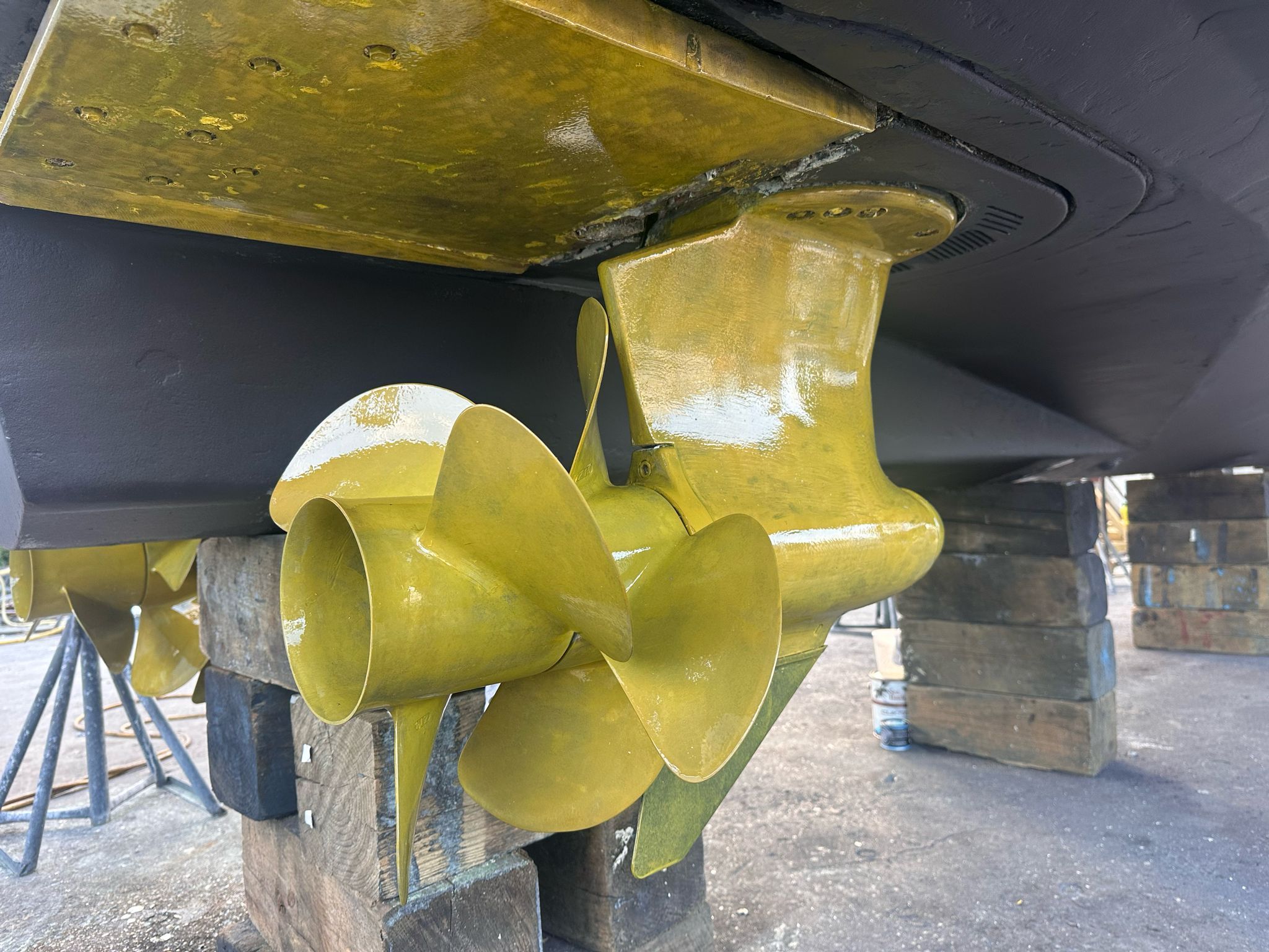 Close-up of a 2010 Sea Ray 450 propeller.