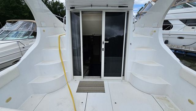 1999 Carver 350 Mariner - 7