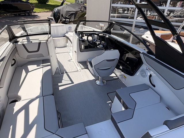 2026 Yamaha Boats AR220 - 7