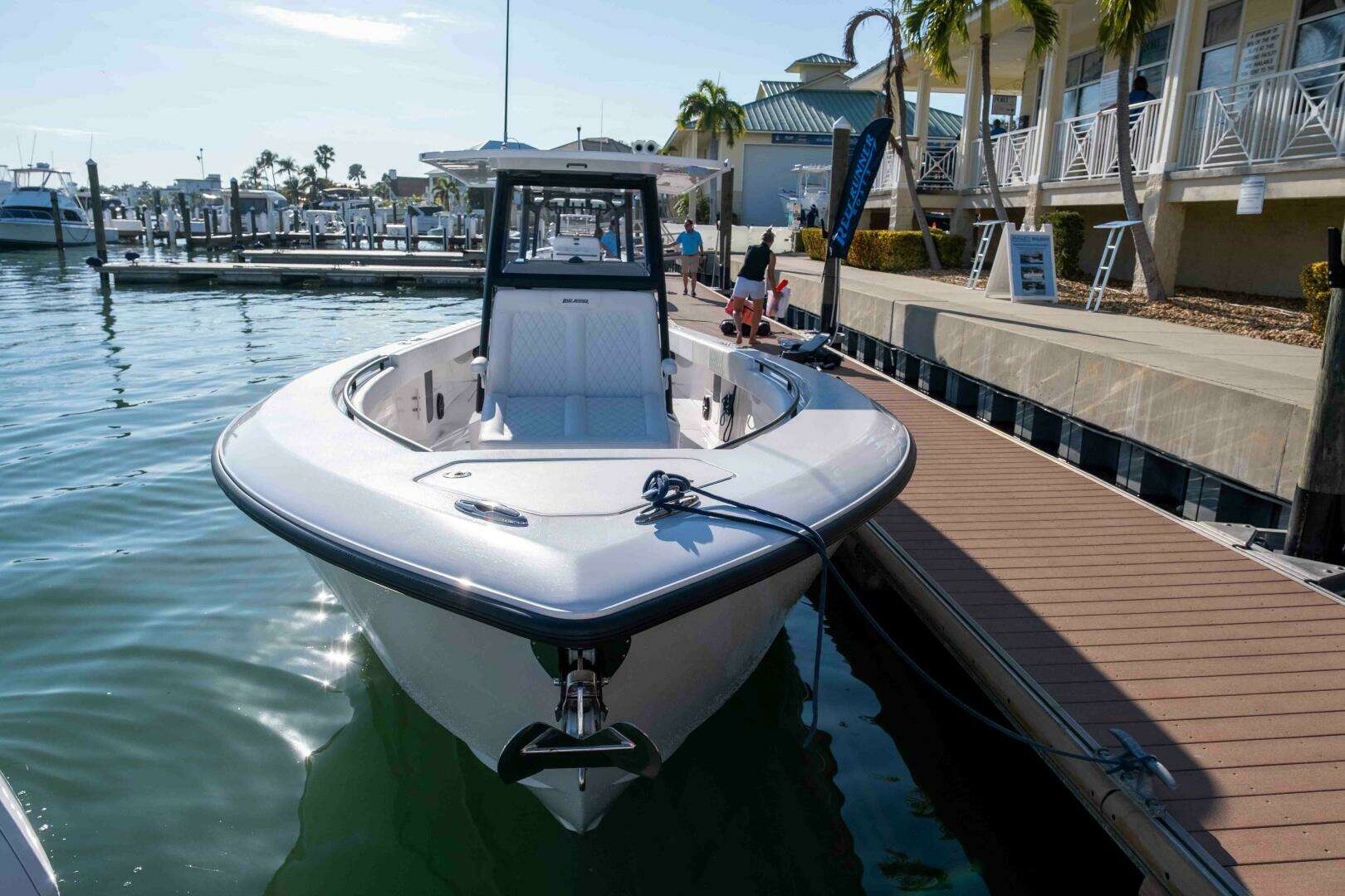 2026 Reef Runner 340 - Image 18