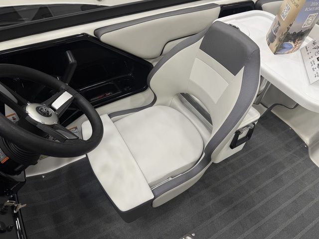 2026 Yamaha Boats SX190 - 12
