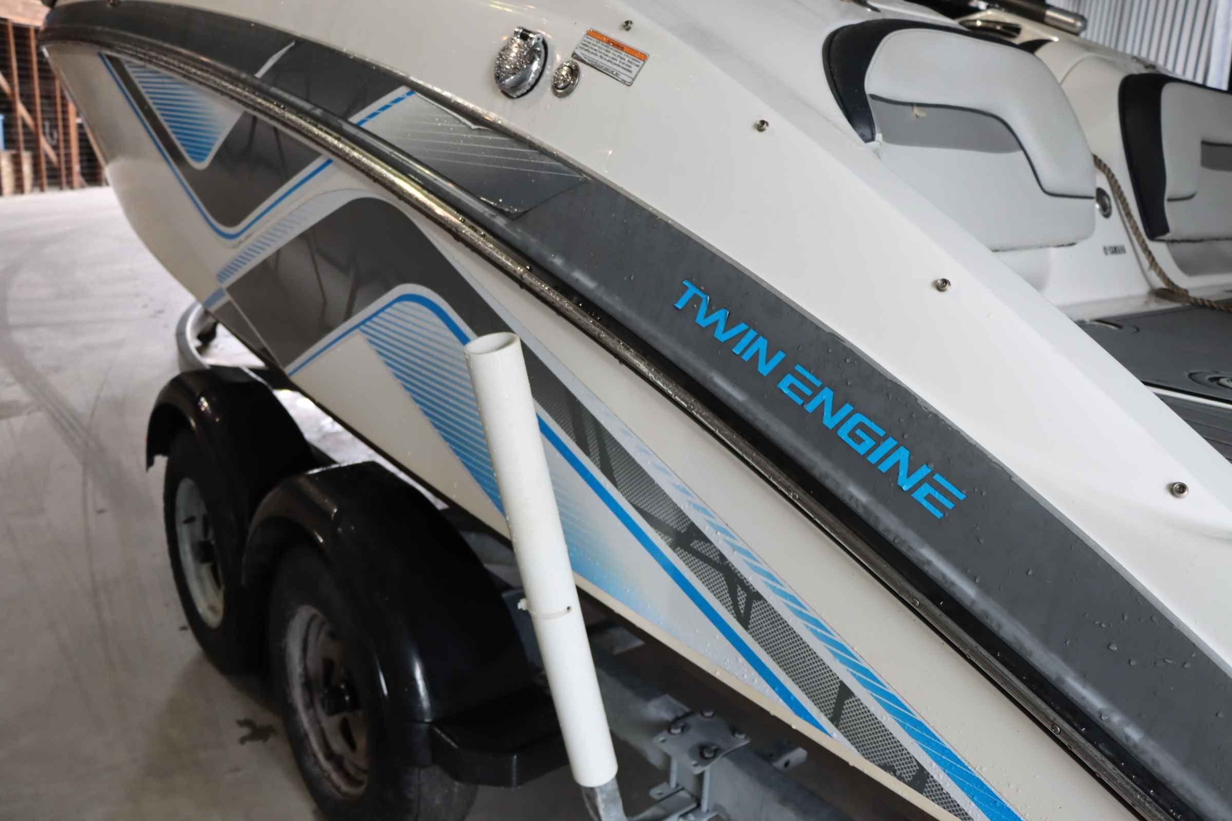 2015 Yamaha Boats 212X - 21