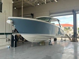 2026 Tiara Yachts 43 LS