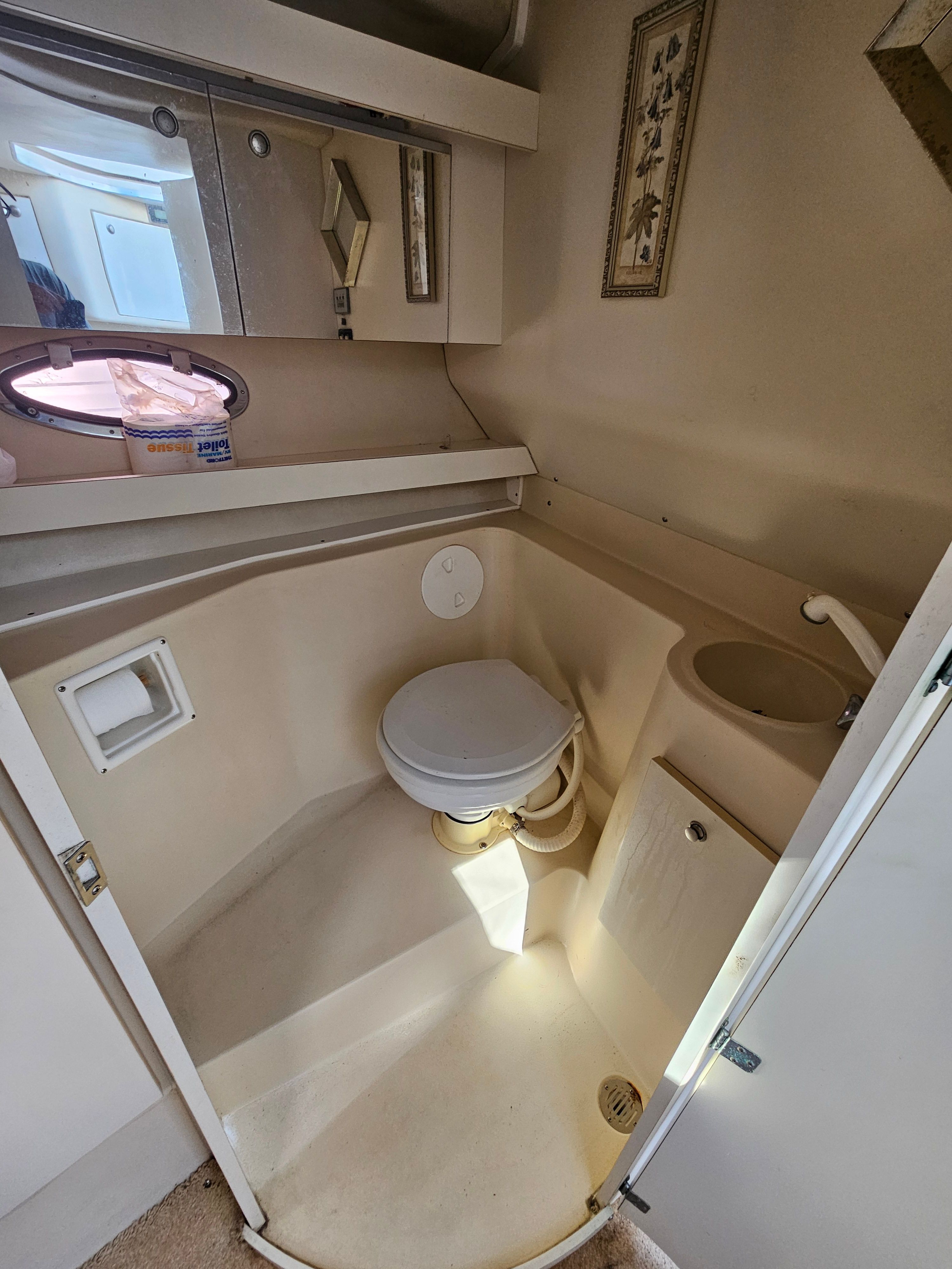 1995 Cruisers Yachts ARIA 3120 - 18