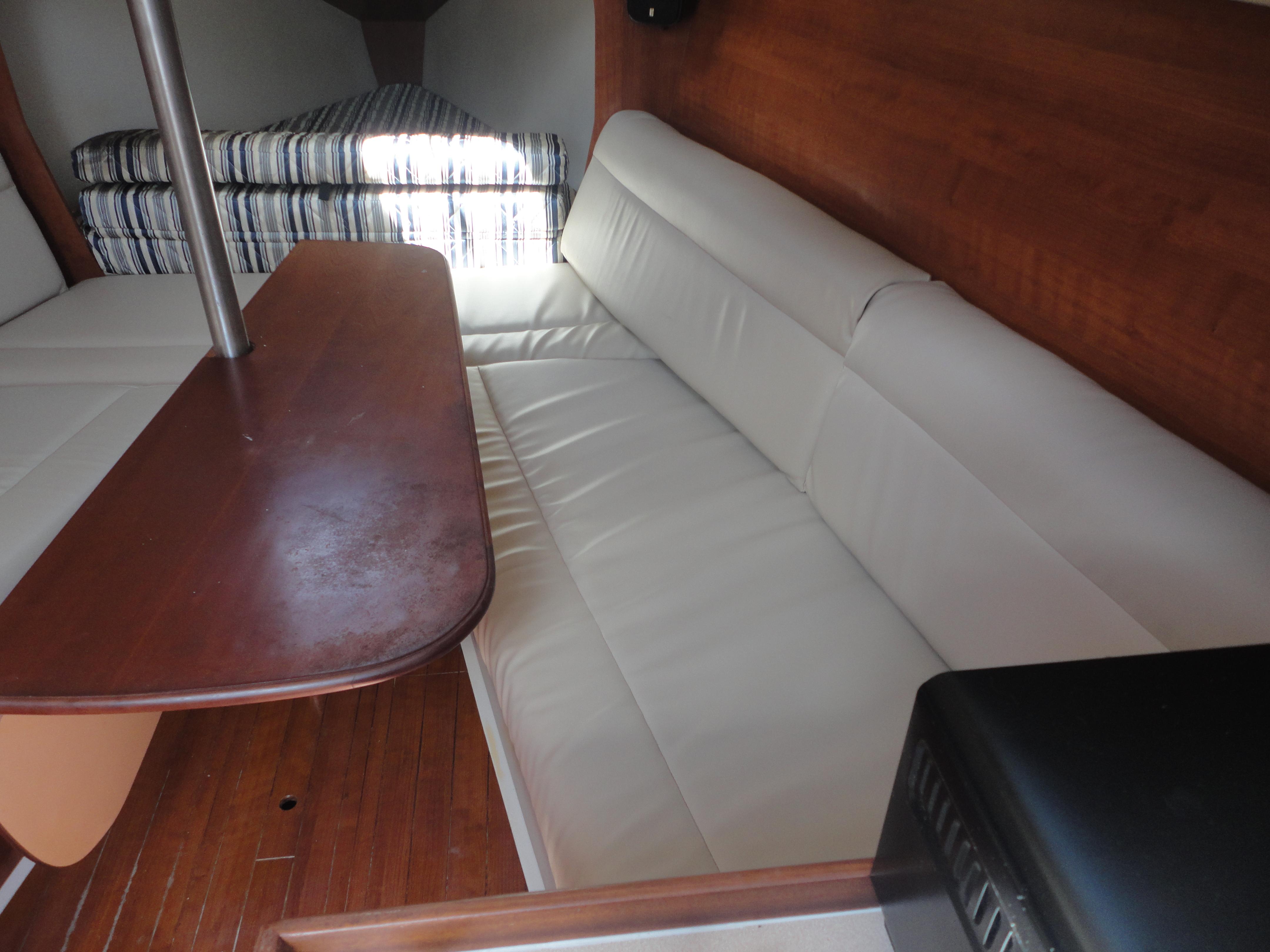 2013 Marlow-Hunter Hunter 27 - 43