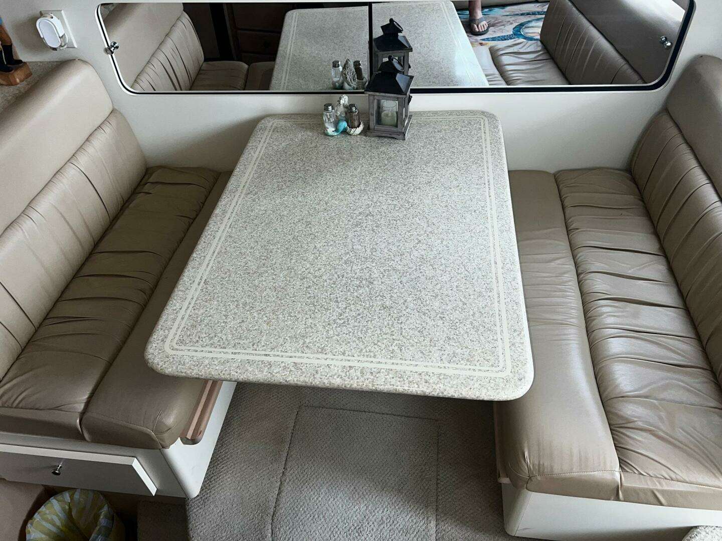 1999 Carver 356 Aft Cabin - Image 30