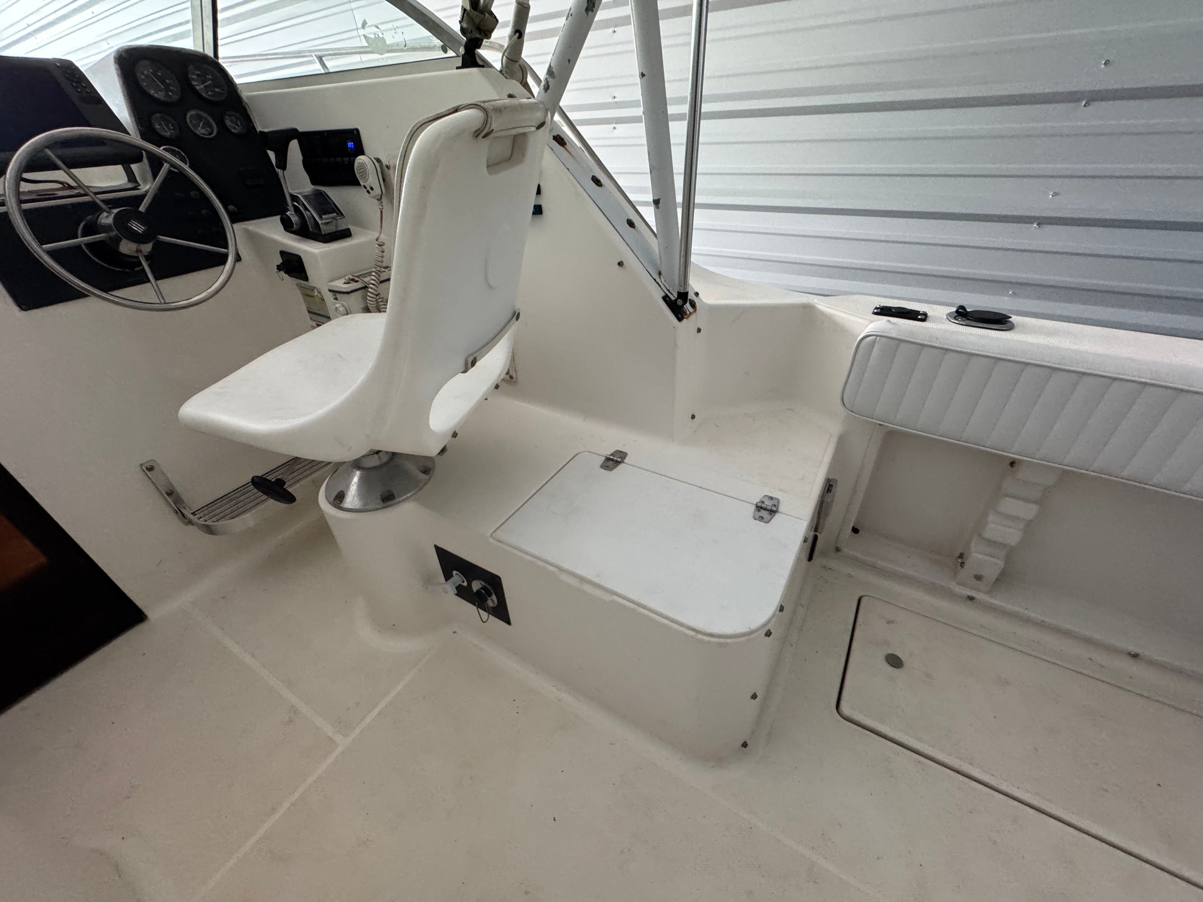 1996 Wellcraft 23 Excel - 47