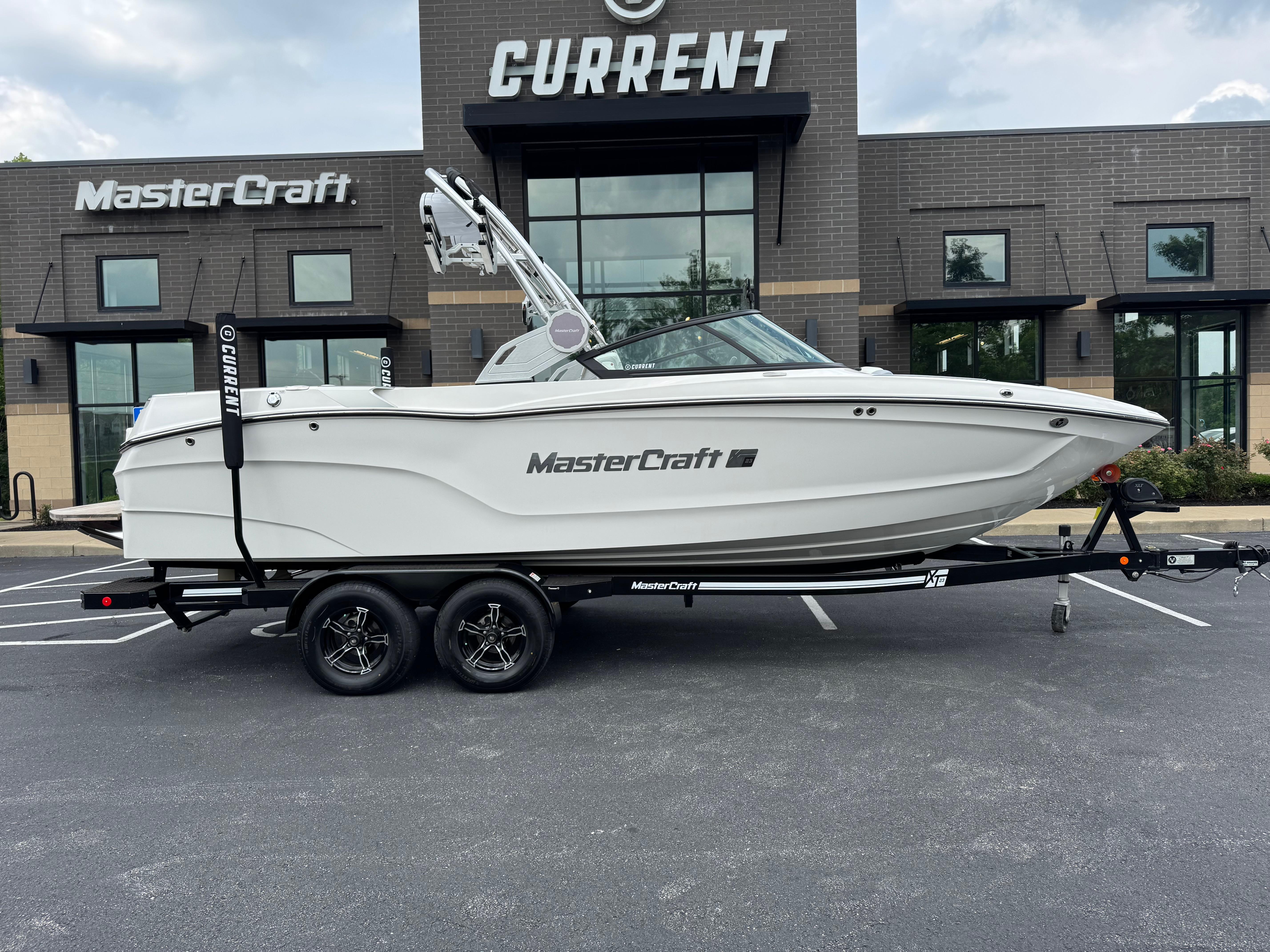 2023 MasterCraft XT23