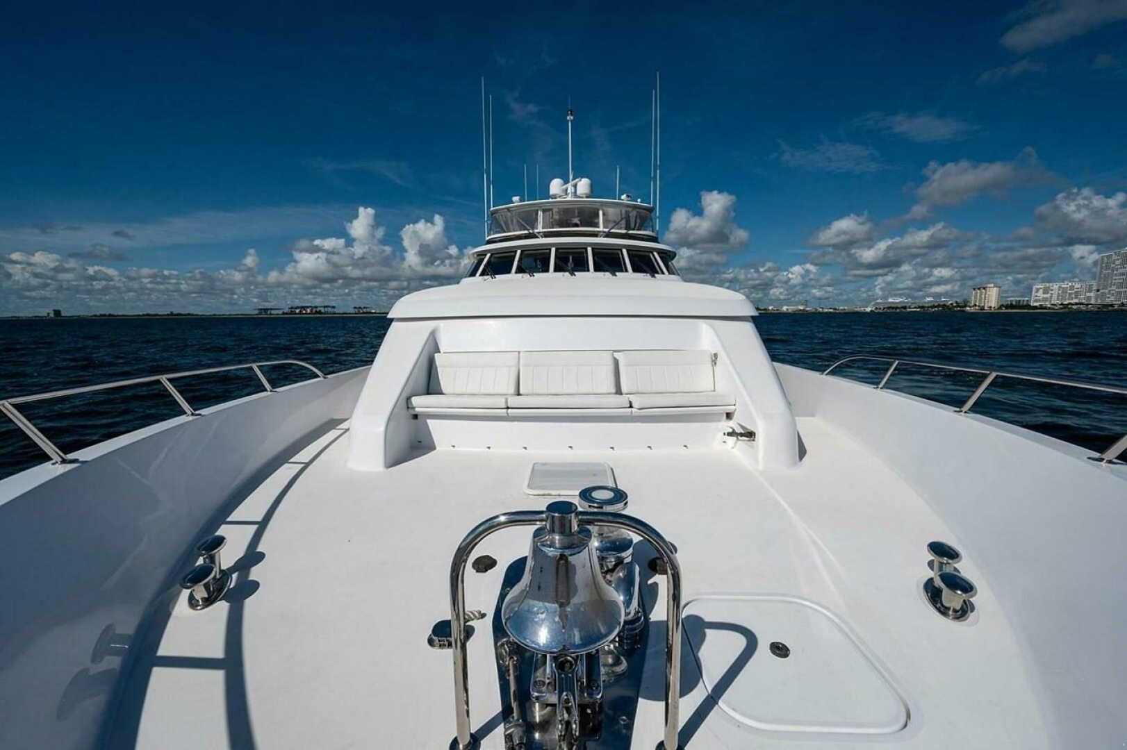 2003 Hatteras 100 Raised Pilothouse - Image 20
