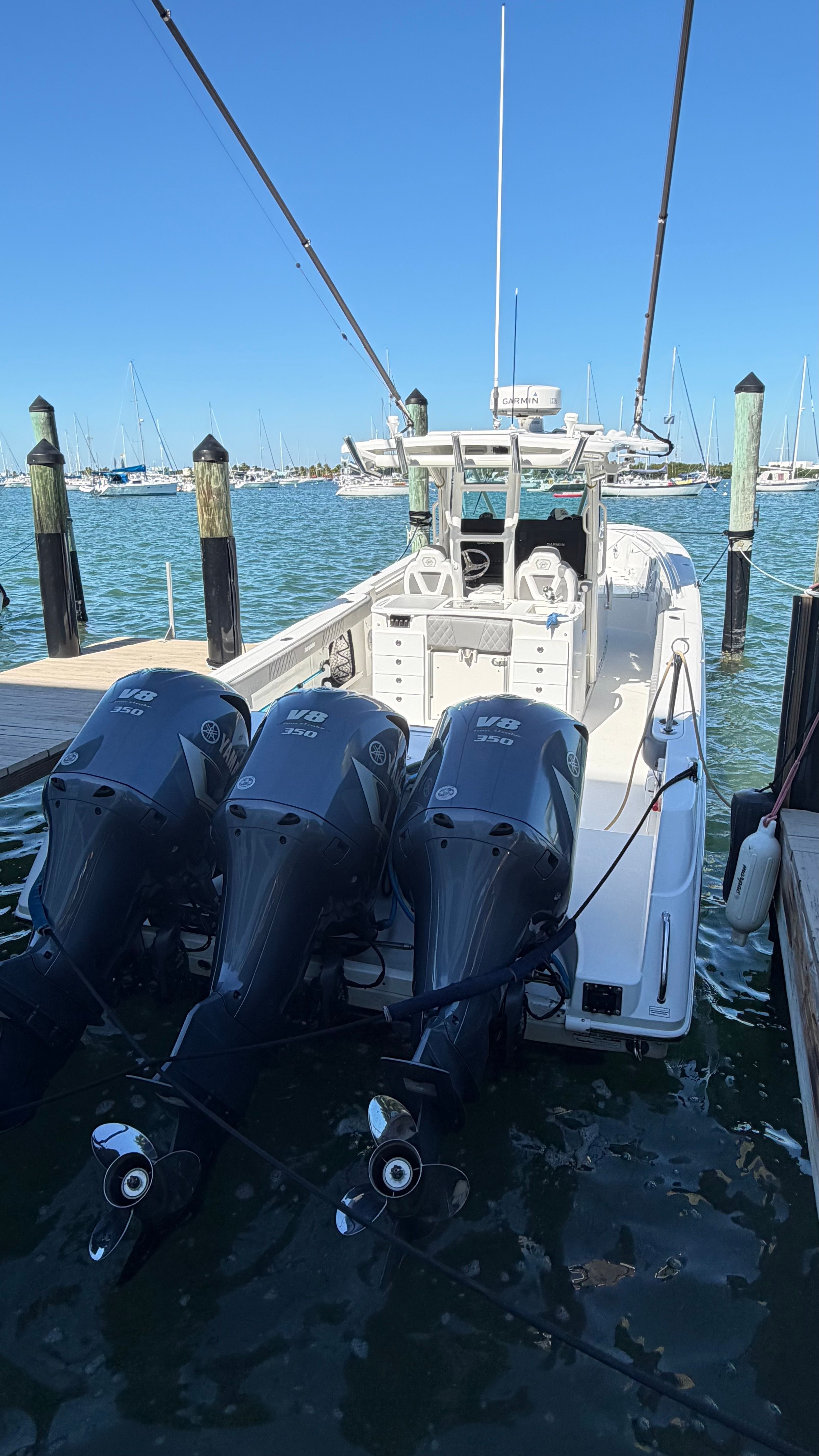 2009 Everglades 365 Center Console - 2