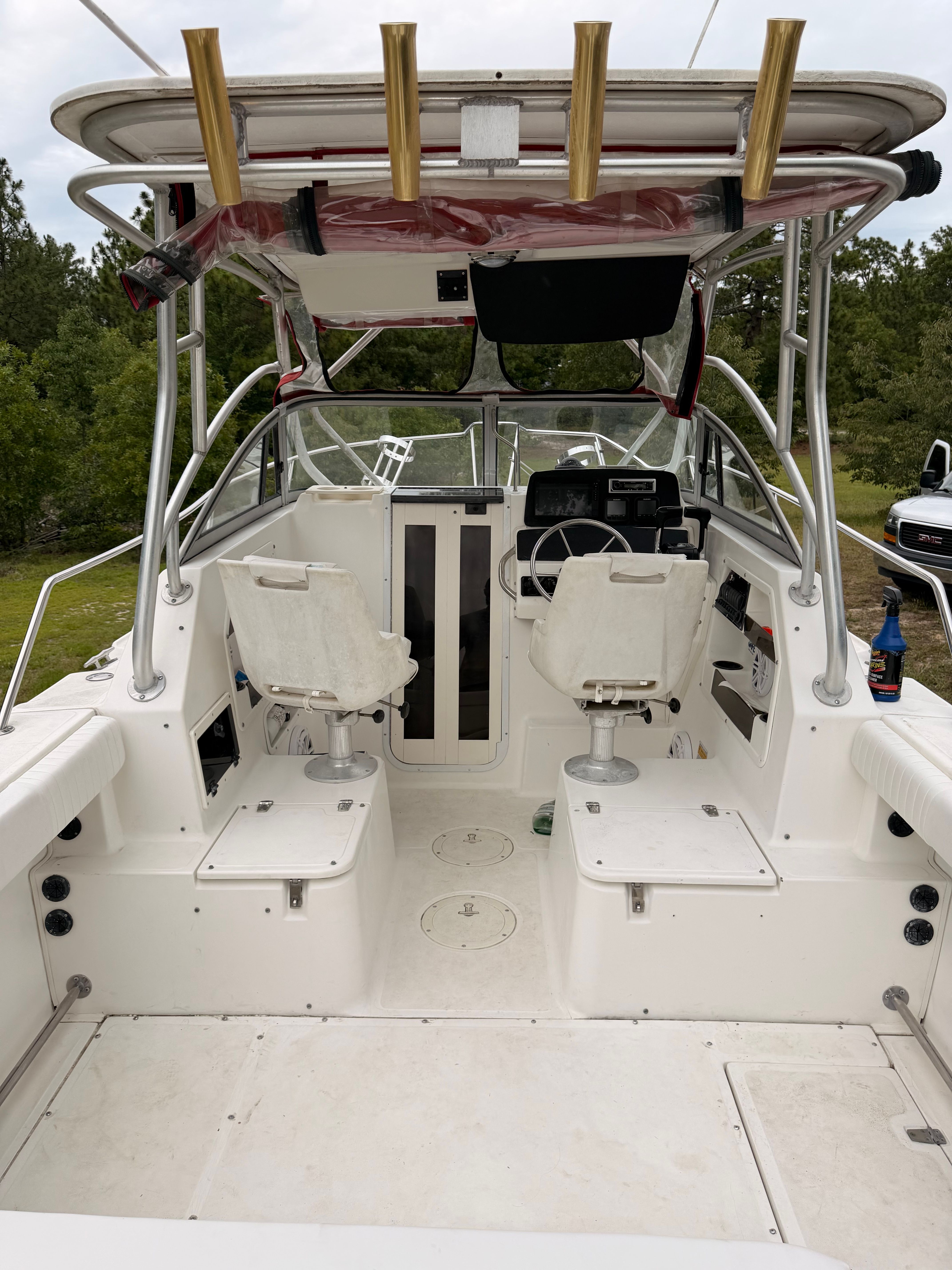 2001 Boston Whaler 23 Conquest - 2