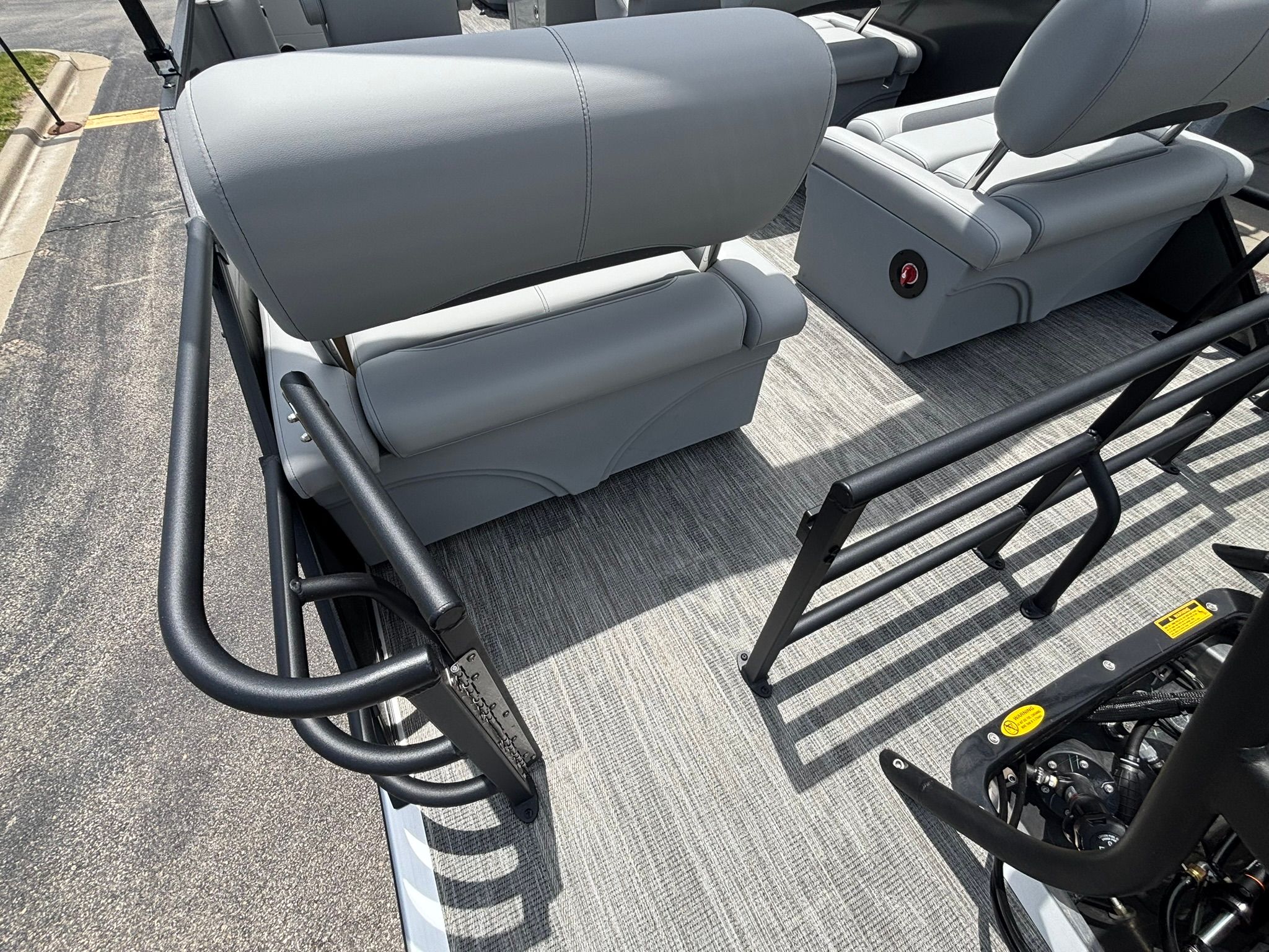 2027 Bentley Pontoons 223 LEGACY QSB - 22