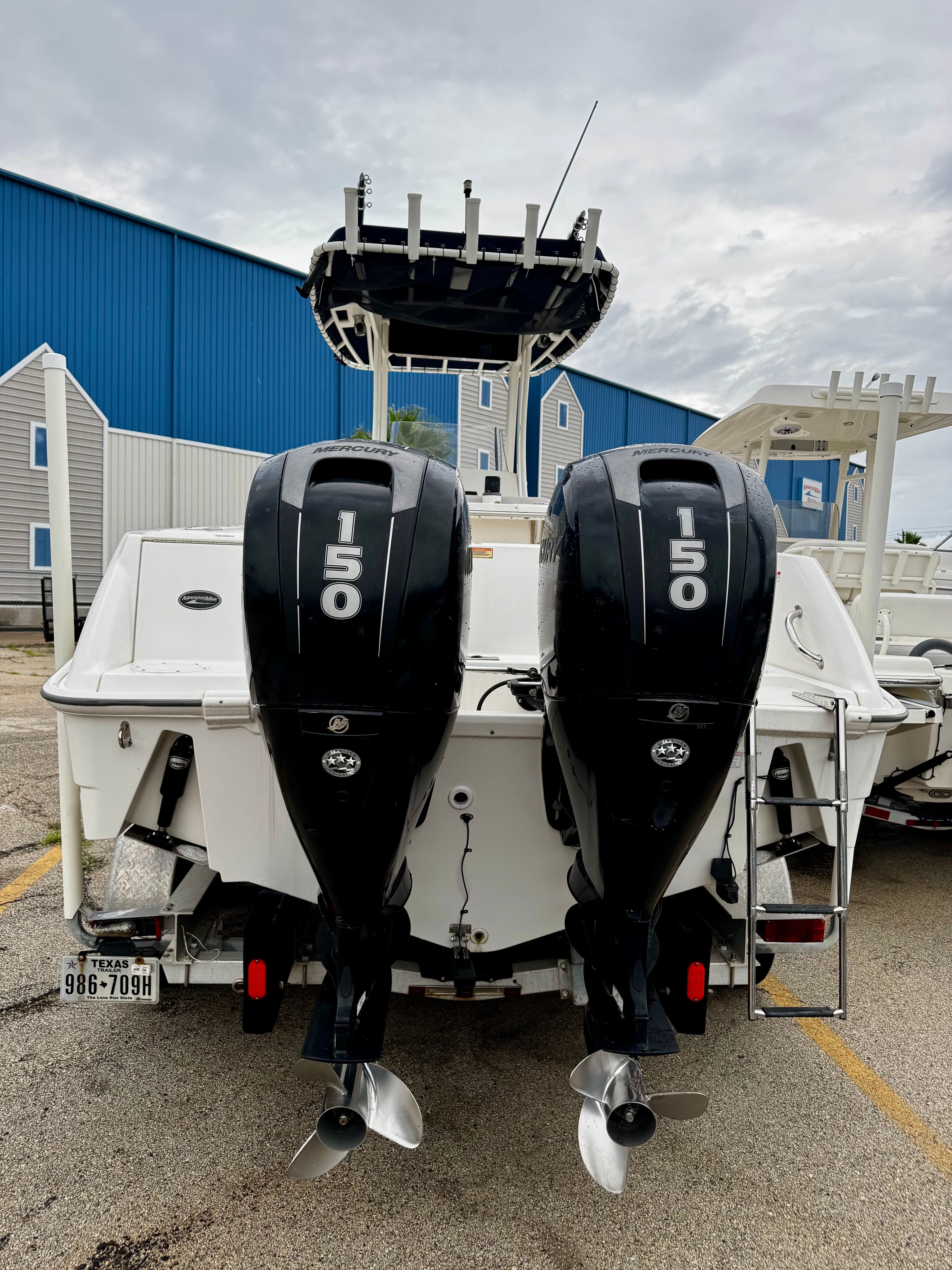 2016 Boston Whaler 220 Outrage - 5