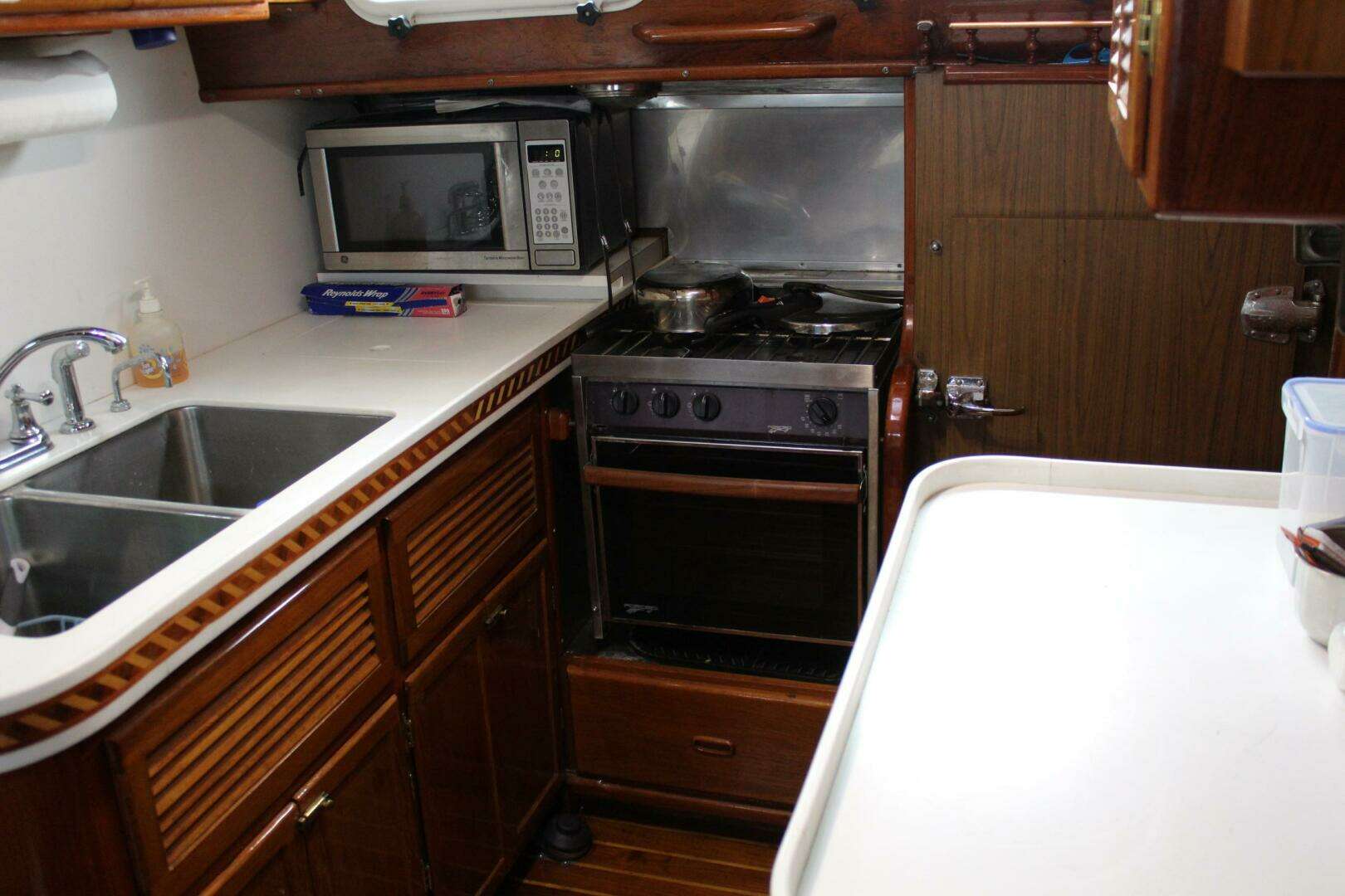 1979 Spencer 53 - Image 18