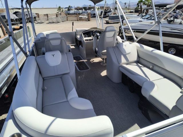 2026 Tahoe LTZ Quad Lounger 23 FT - 16
